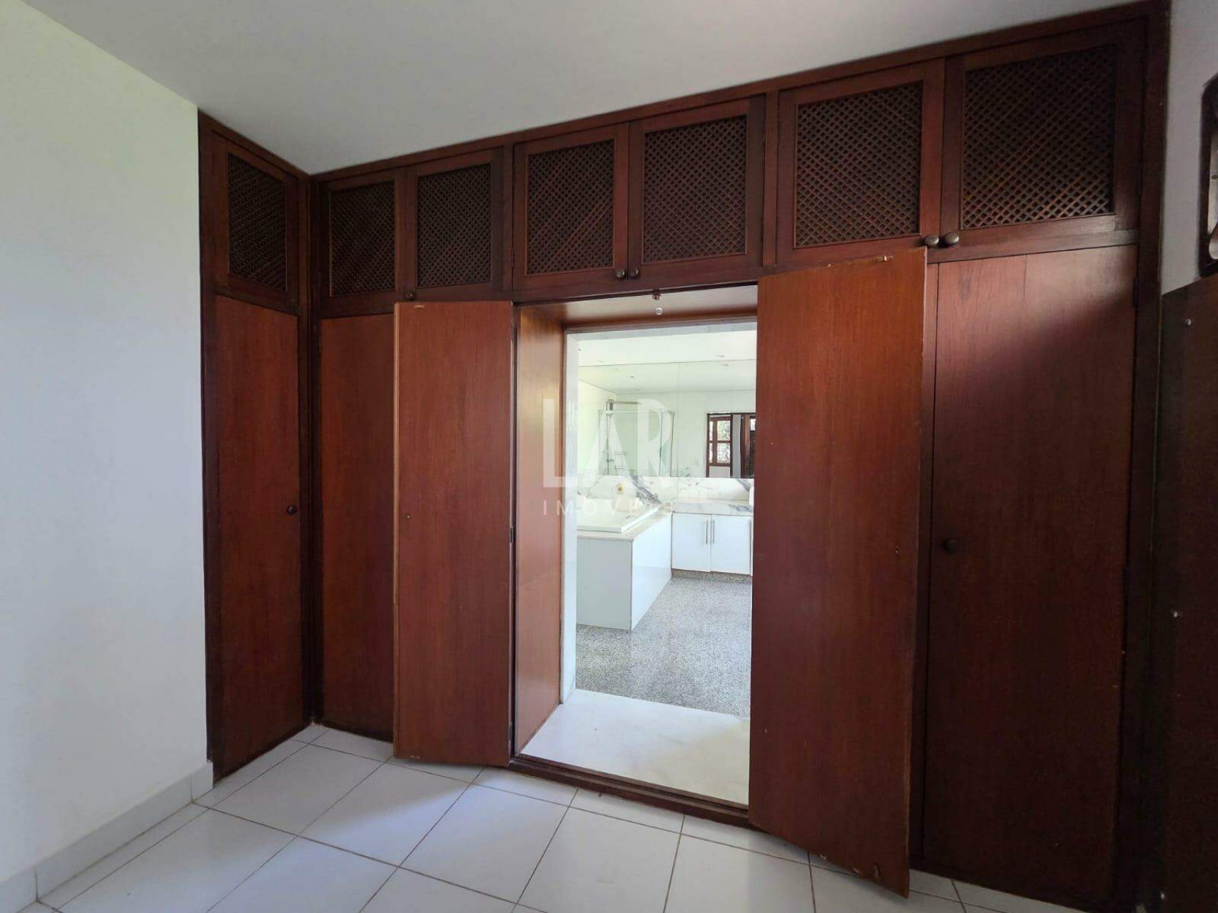 Casa em Condomínio de 5 quartos à venda, Nacional, Contagem - MG