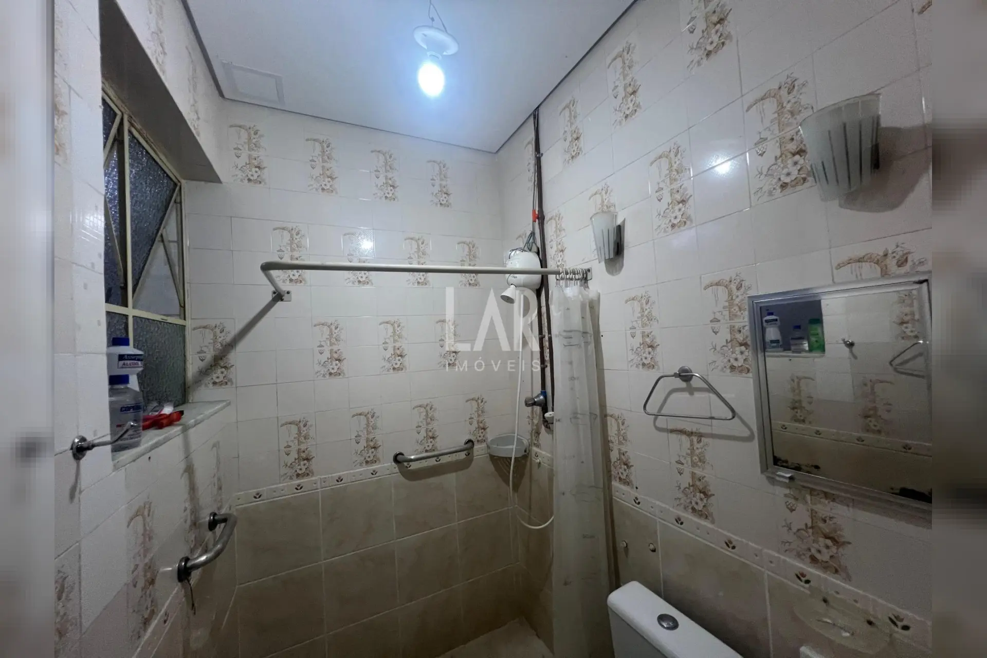 Casa de 2 quartos para alugar, Alto Barroca, Belo Horizonte - MG