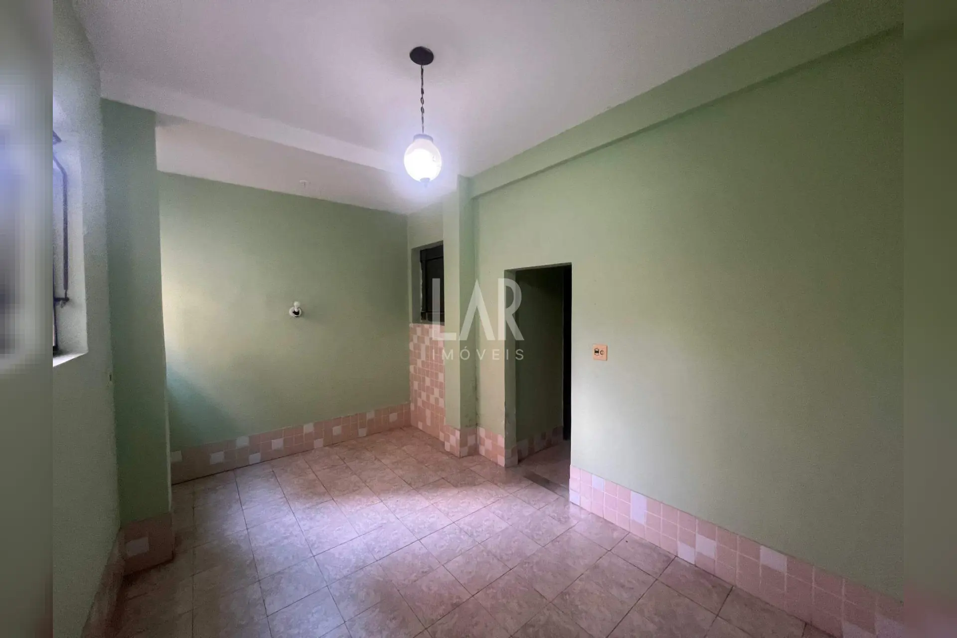 Casa de 2 quartos para alugar, Alto Barroca, Belo Horizonte - MG