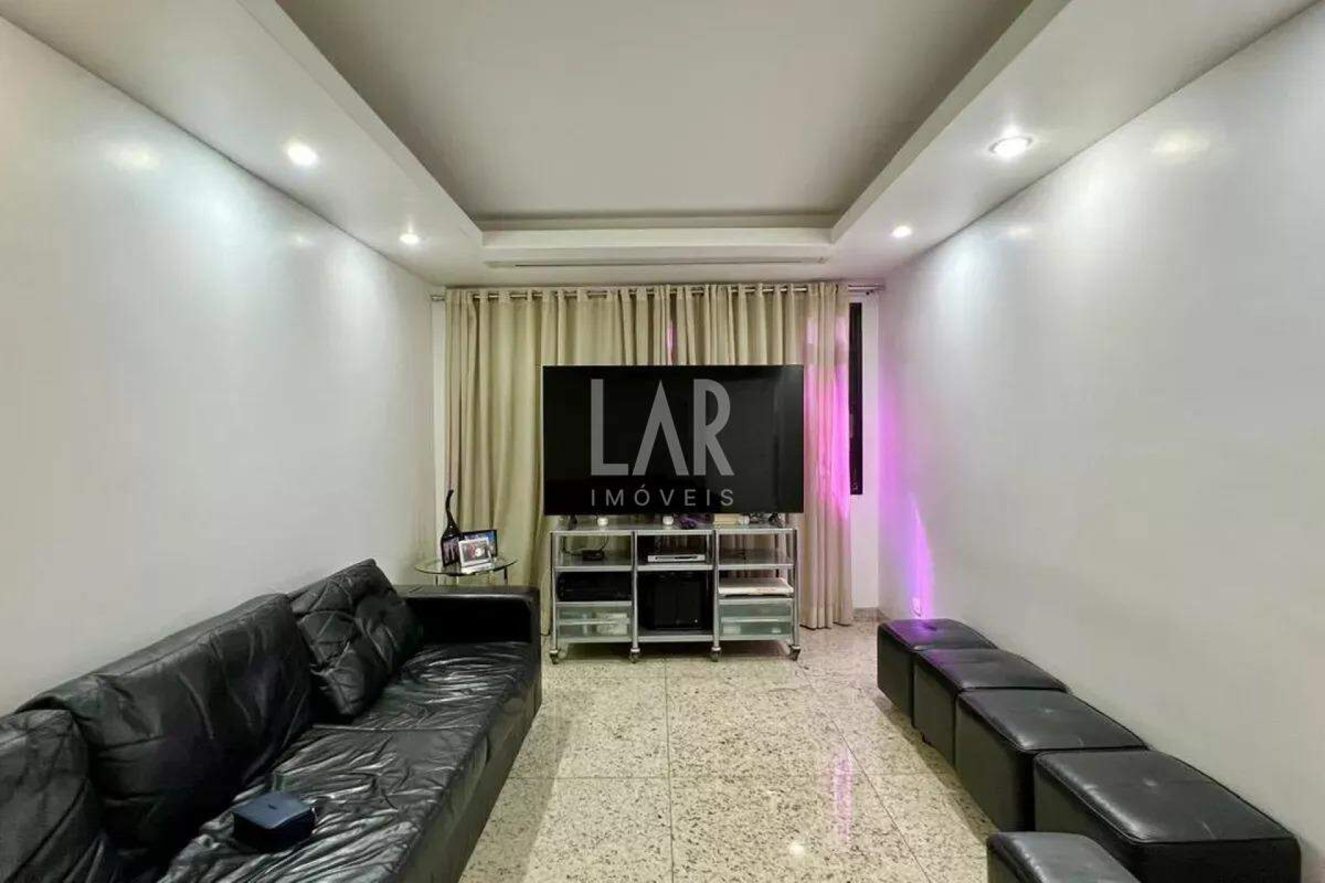 Apartamento de 4 quartos para alugar, Lourdes, Belo Horizonte - MG