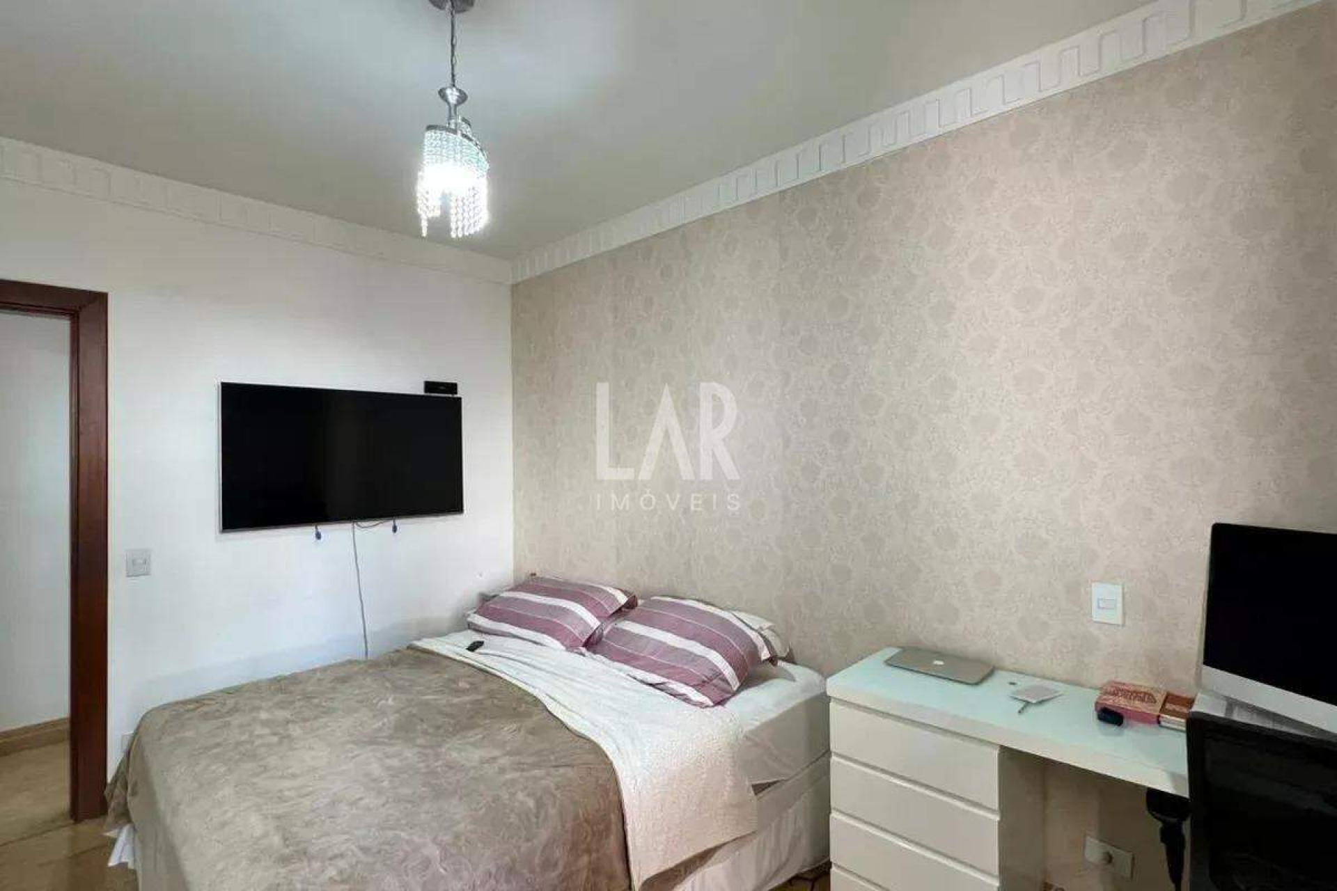 Apartamento de 4 quartos para alugar, Lourdes, Belo Horizonte - MG