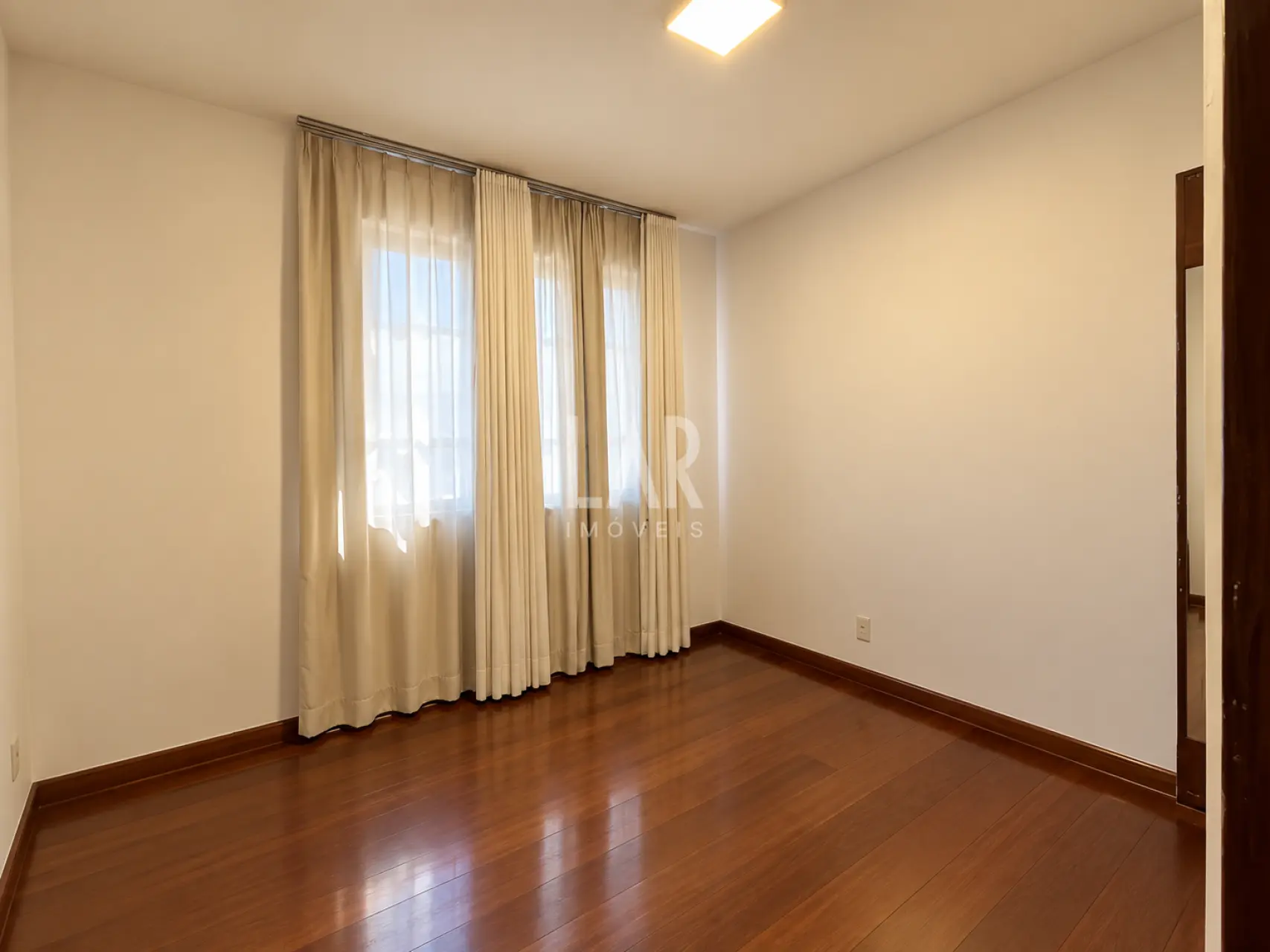 Apartamento de 4 quartos para alugar, Gutierrez, Belo Horizonte - MG