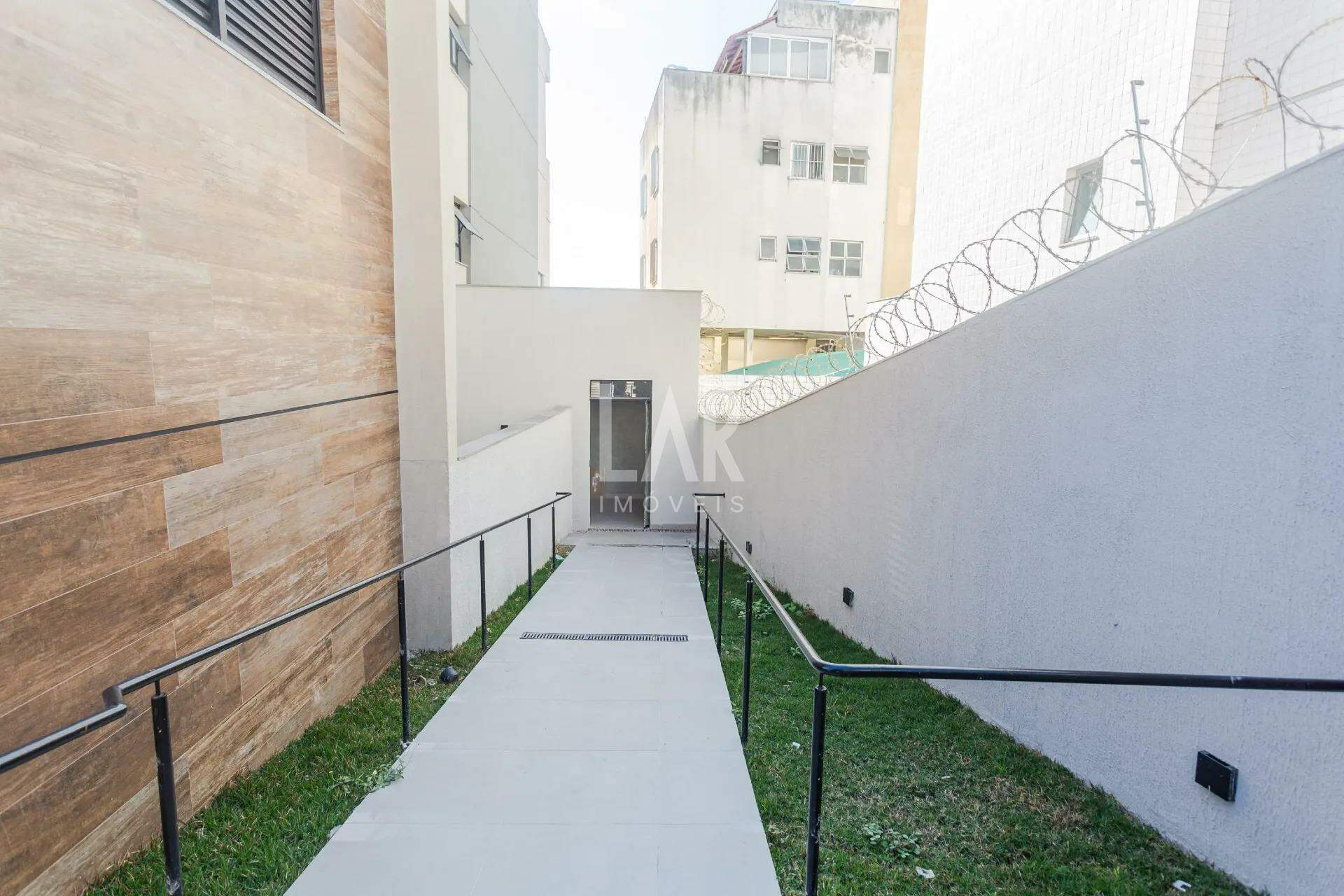 Apartamento de 3 quartos à venda, Santa Tereza, Belo Horizonte - MG