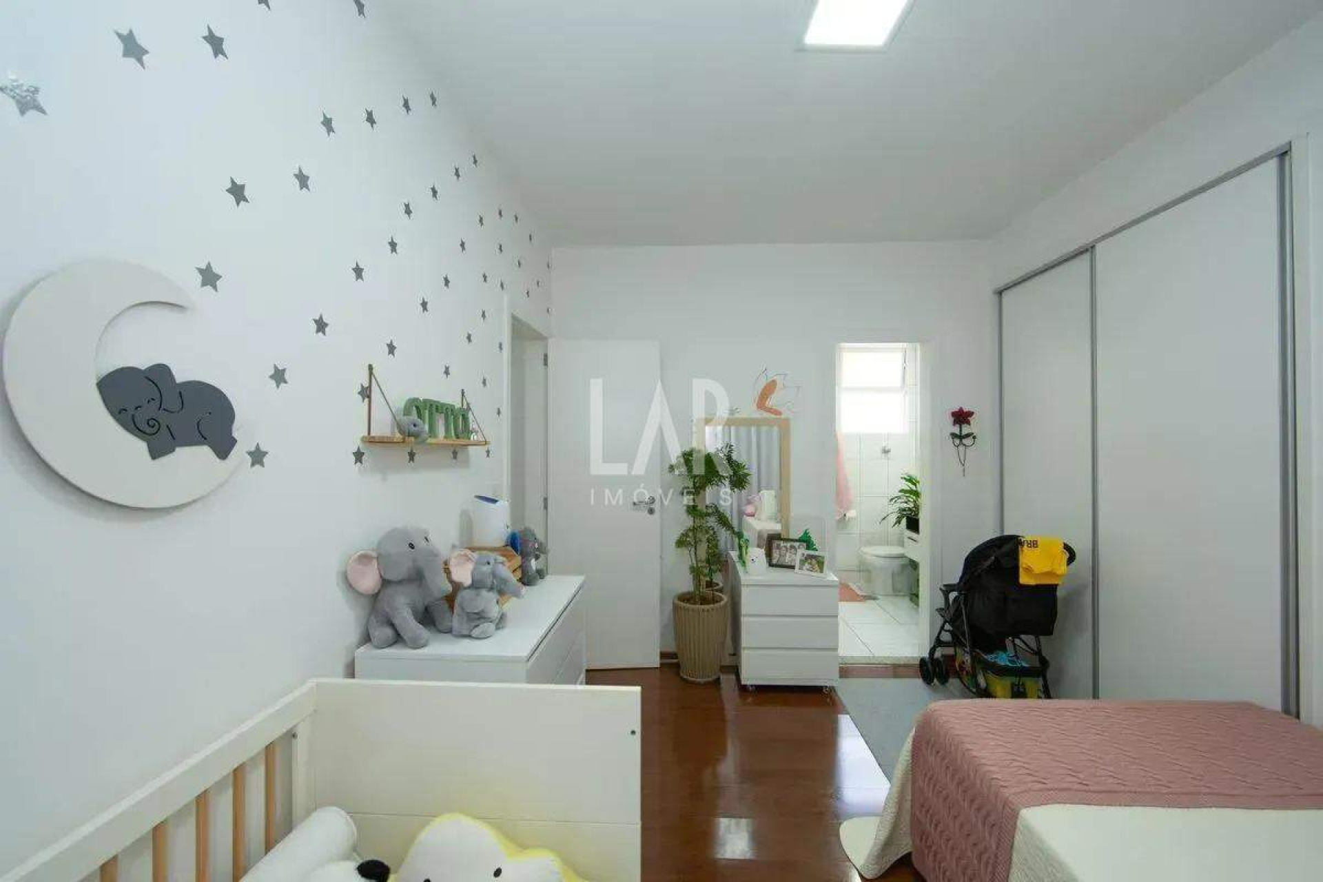 Apartamento de 4 quartos à venda, Nova Suíssa, Belo Horizonte - MG