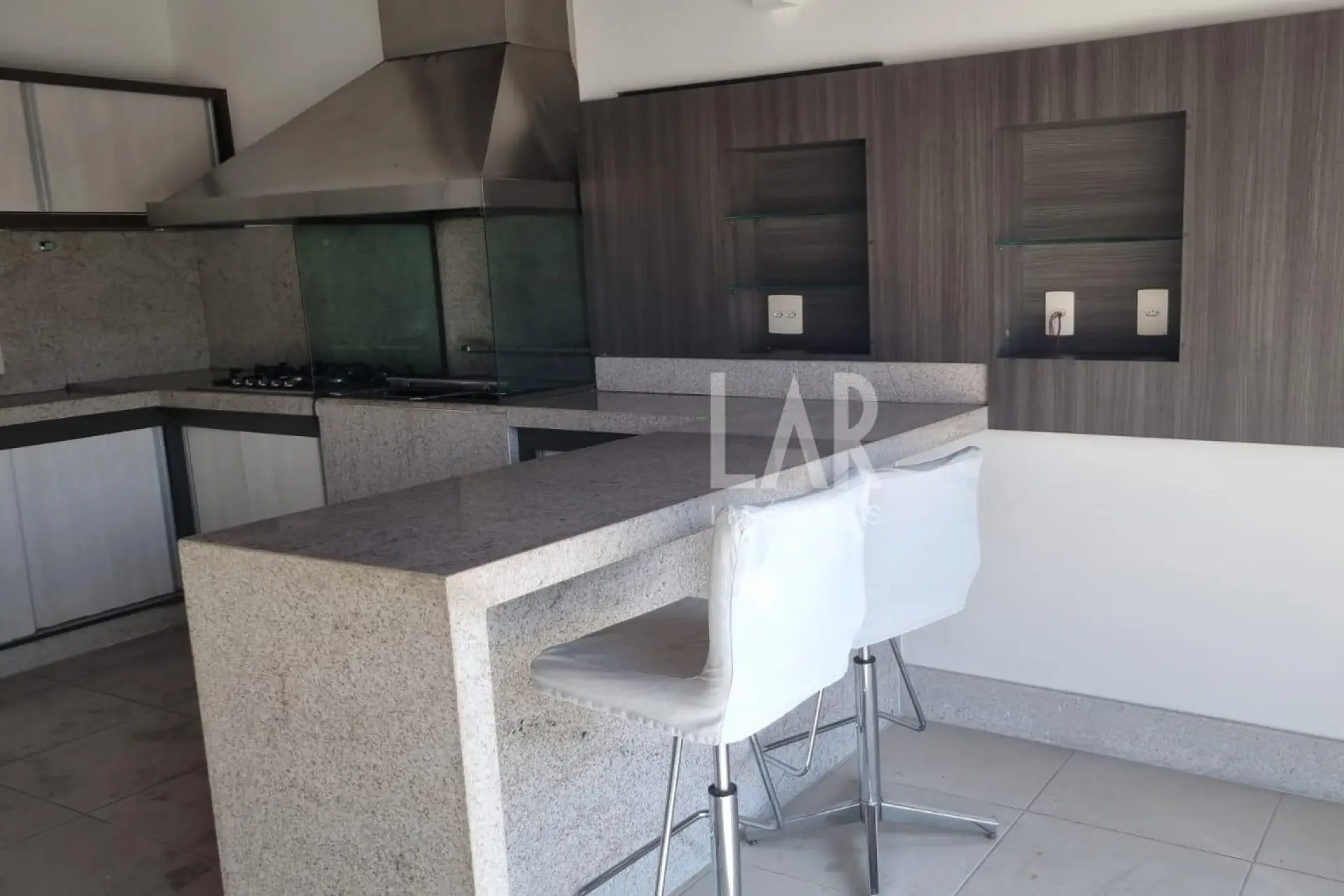 Casa de 4 quartos à venda, Santa Lúcia, Belo Horizonte - MG