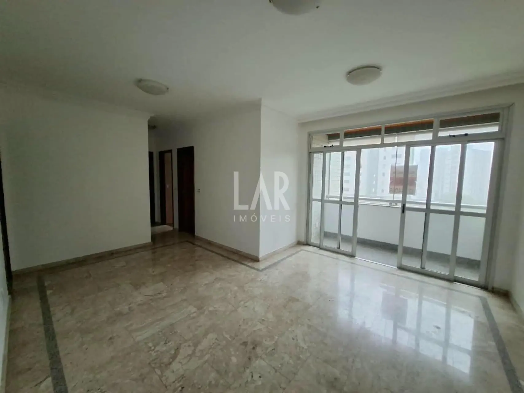 Apartamento de 3 quartos para alugar, Coração de Jesus, Belo Horizonte - MG