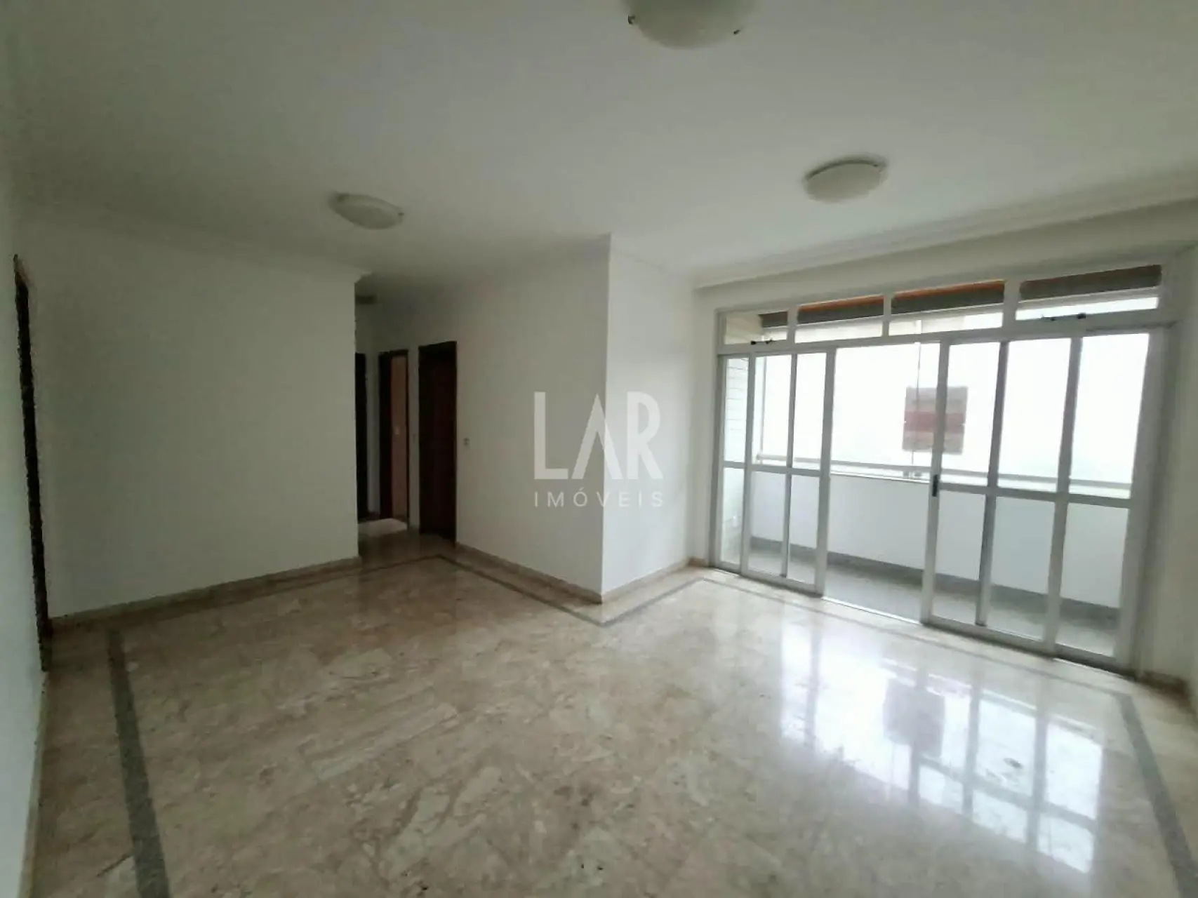 Apartamento de 3 quartos para alugar, Coração de Jesus, Belo Horizonte - MG