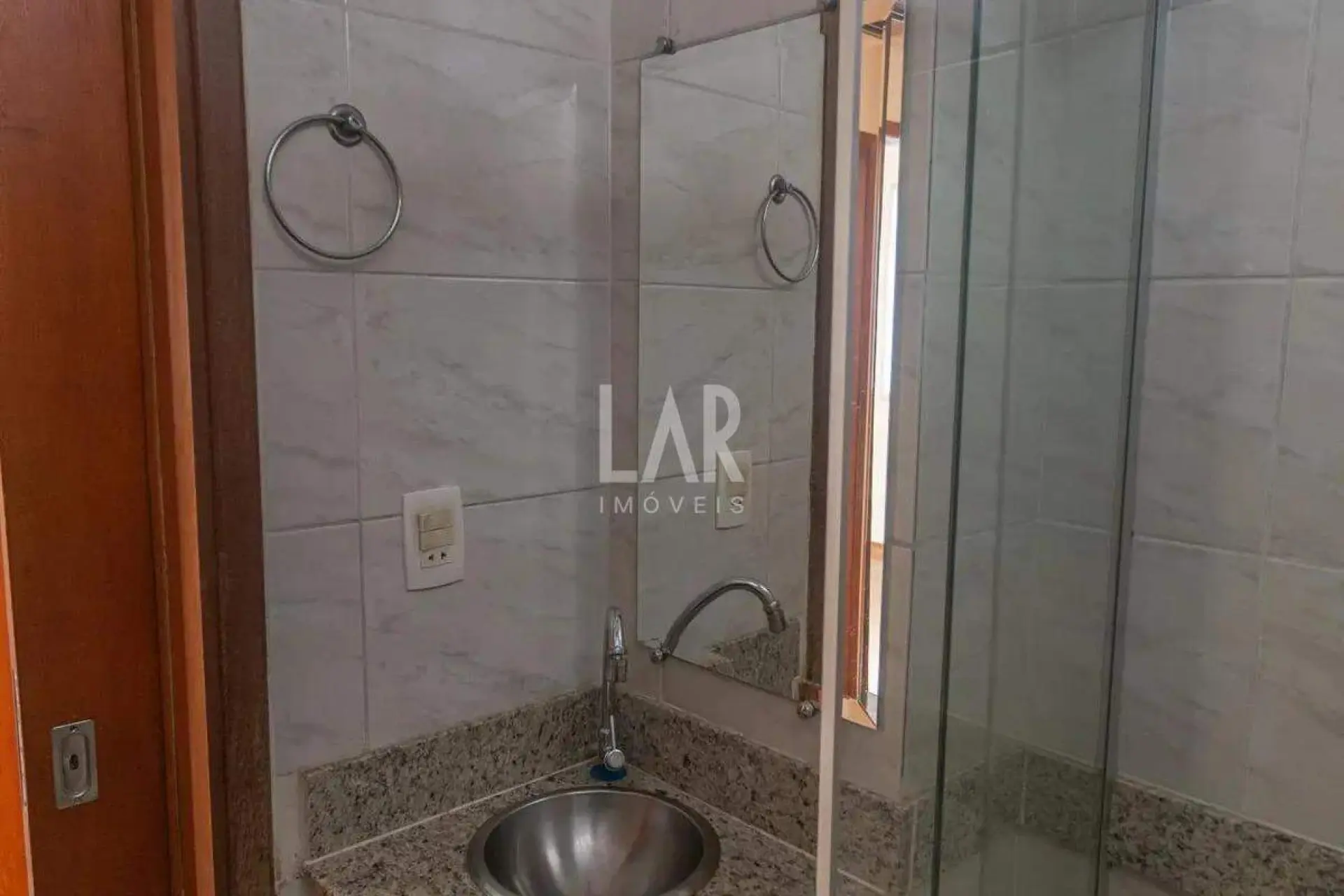 Cobertura de 3 quartos para alugar, Floresta, Belo Horizonte - MG