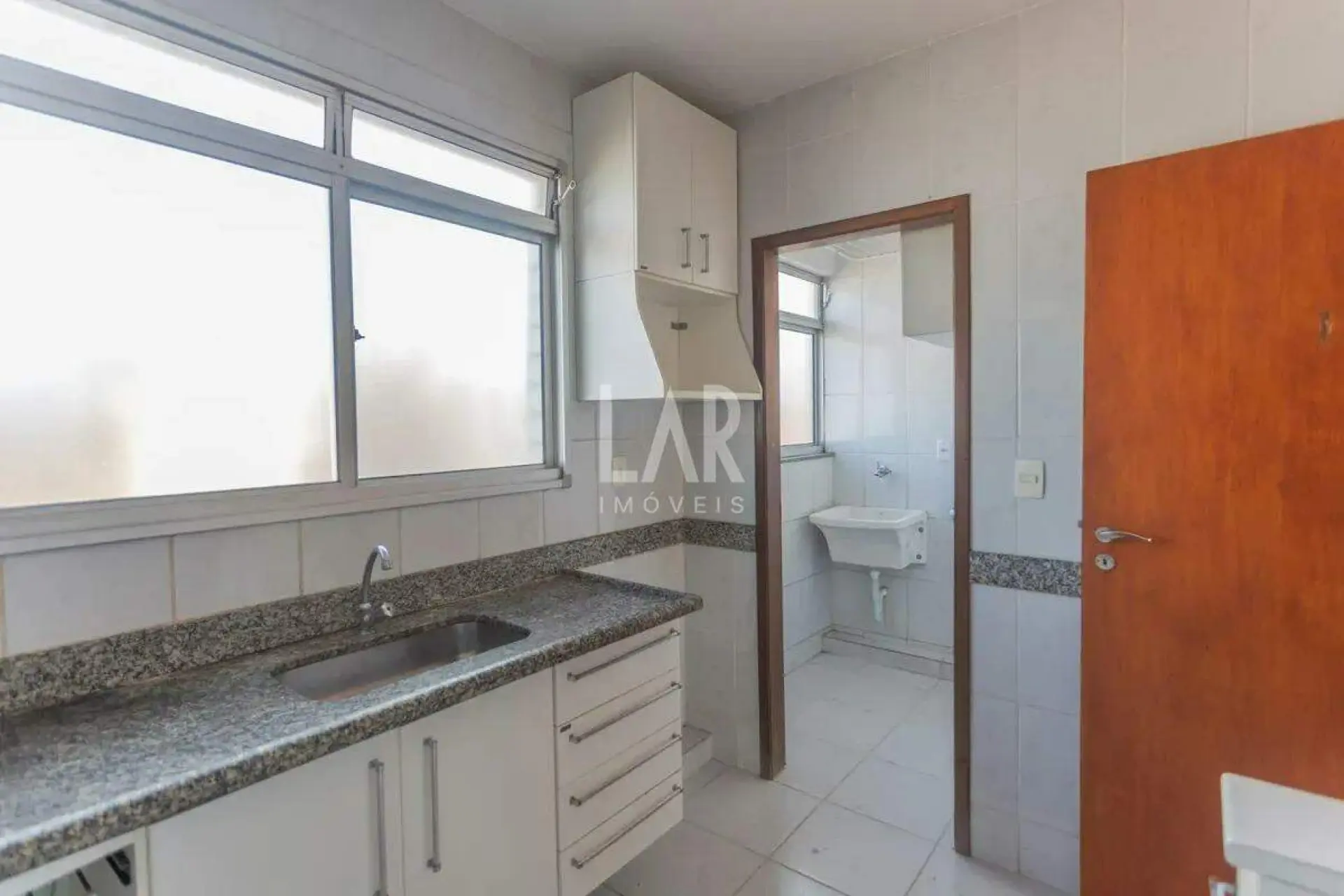 Cobertura de 3 quartos para alugar, Floresta, Belo Horizonte - MG