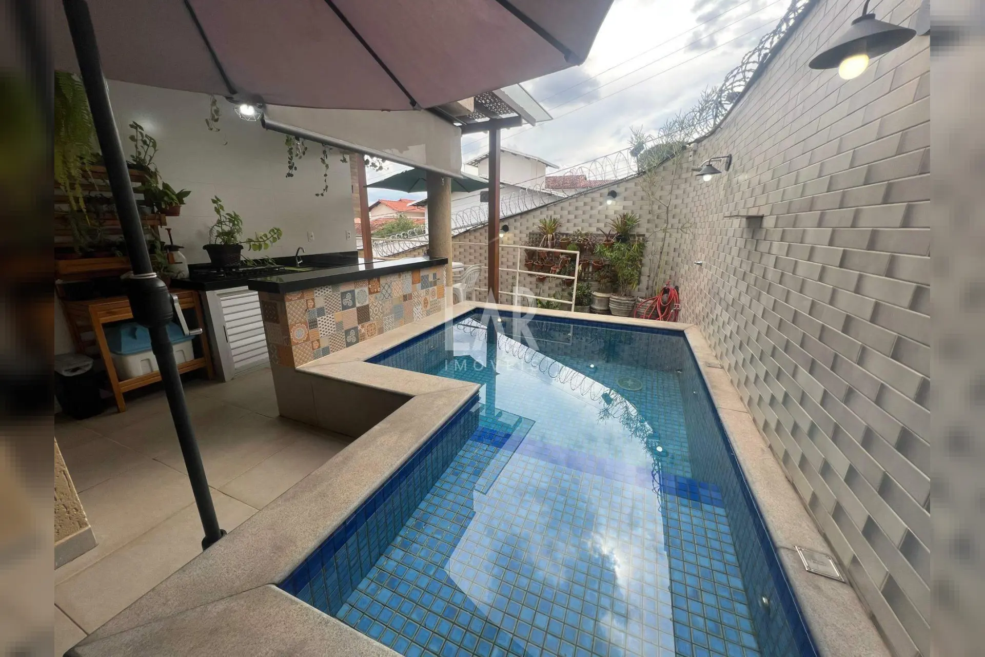 Casa Geminada de 3 quartos à venda, Ouro Preto, Belo Horizonte - MG
