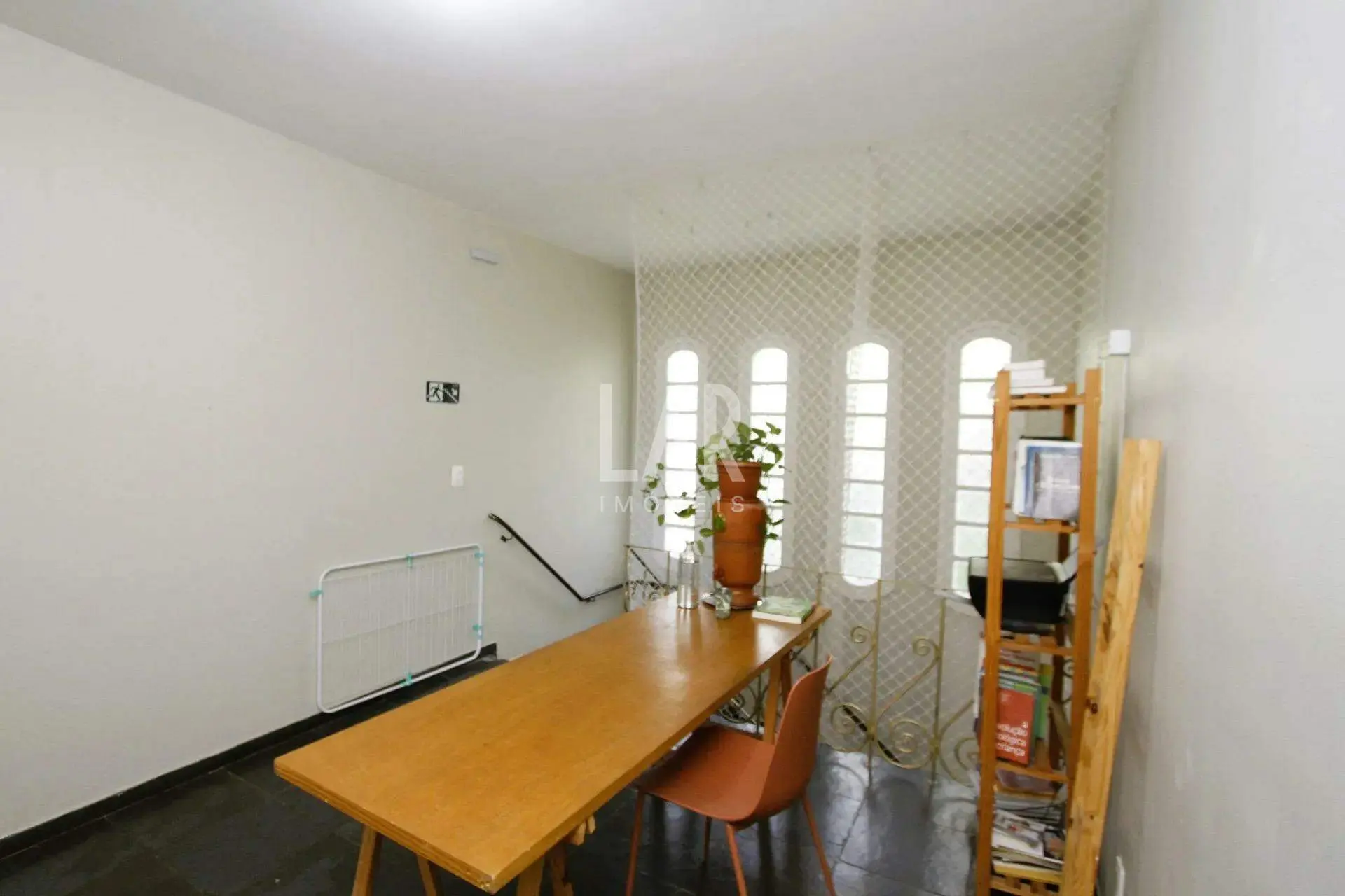 Casa Comercial de 4 quartos para alugar, Santa Lúcia, Belo Horizonte - MG