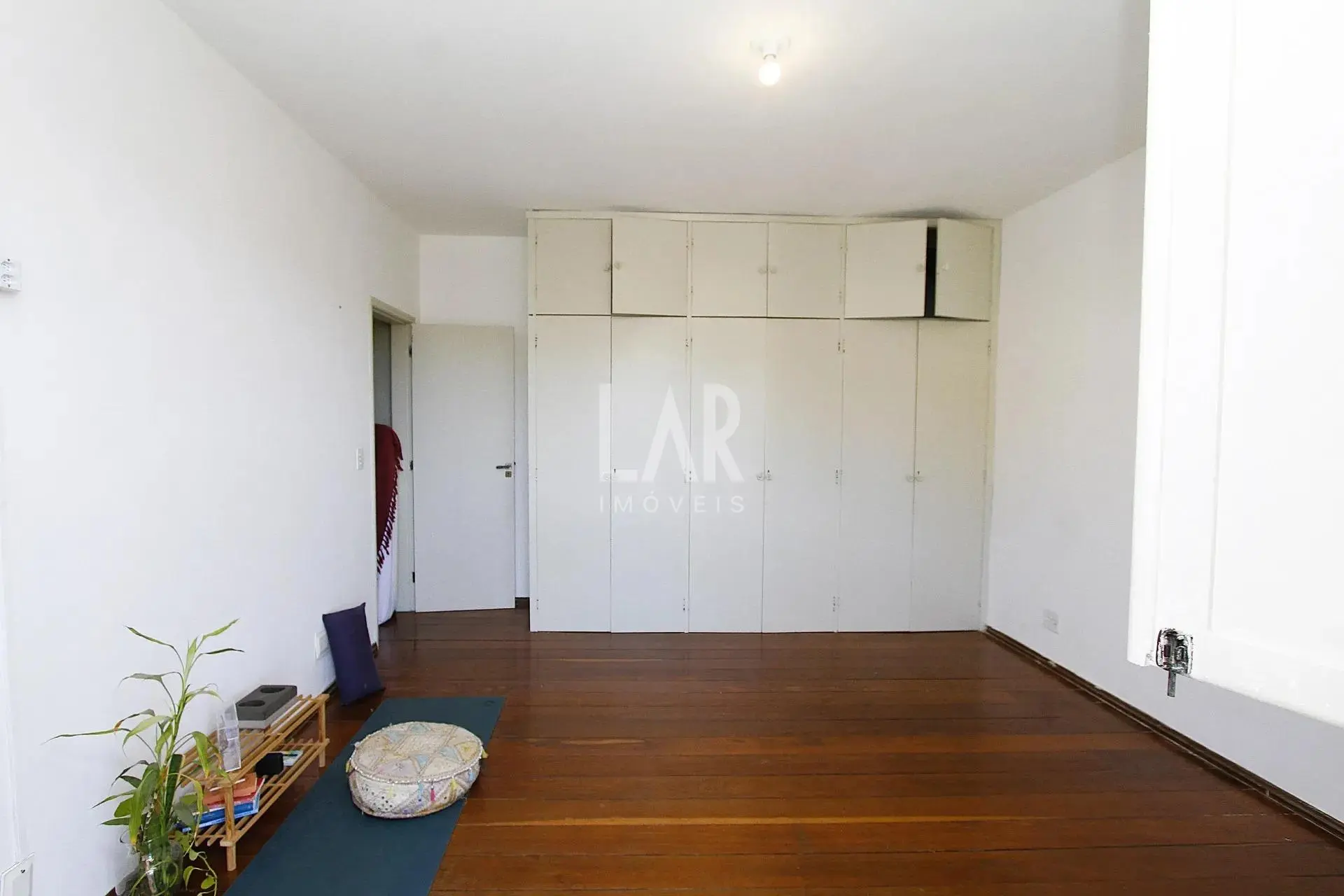 Casa Comercial de 4 quartos para alugar, Santa Lúcia, Belo Horizonte - MG