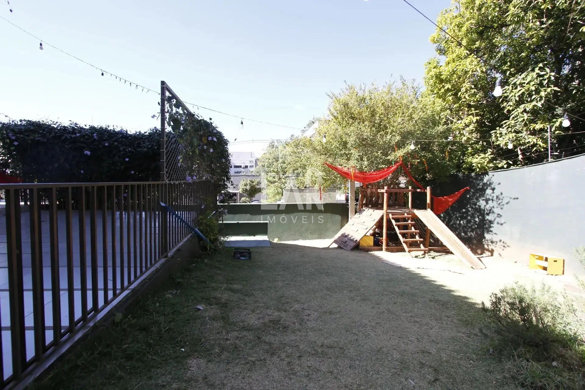 Casa Comercial de 4 quartos para alugar, Santa Lúcia, Belo Horizonte - MG