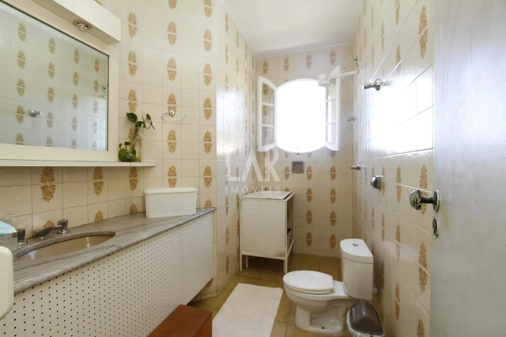 Casa Comercial de 4 quartos para alugar, Santa Lúcia, Belo Horizonte - MG