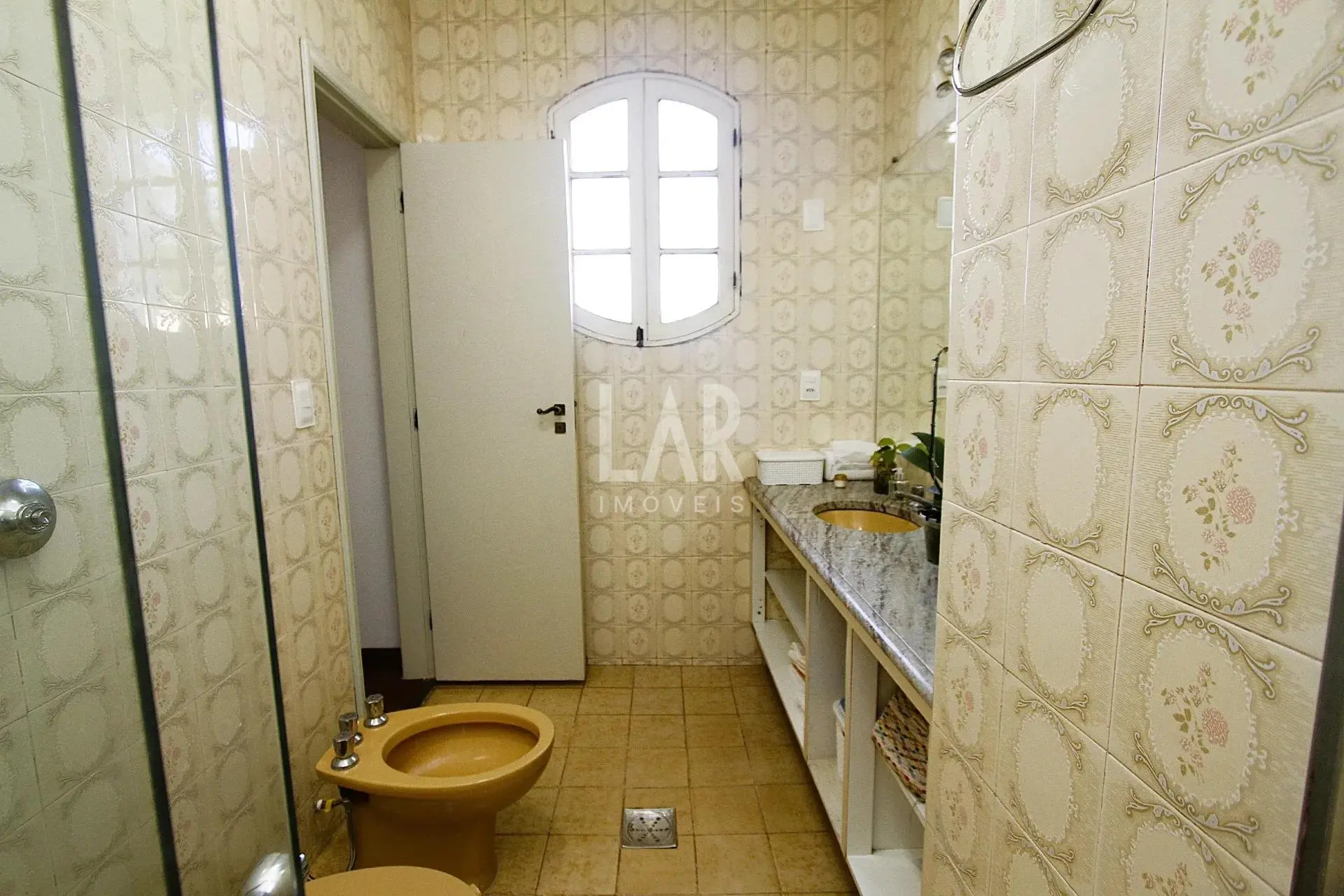 Casa Comercial de 4 quartos para alugar, Santa Lúcia, Belo Horizonte - MG