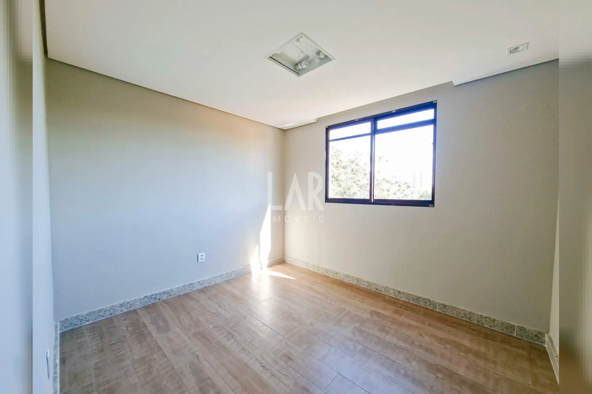 Cobertura de 4 quartos para alugar, Itapoã, Belo Horizonte - MG