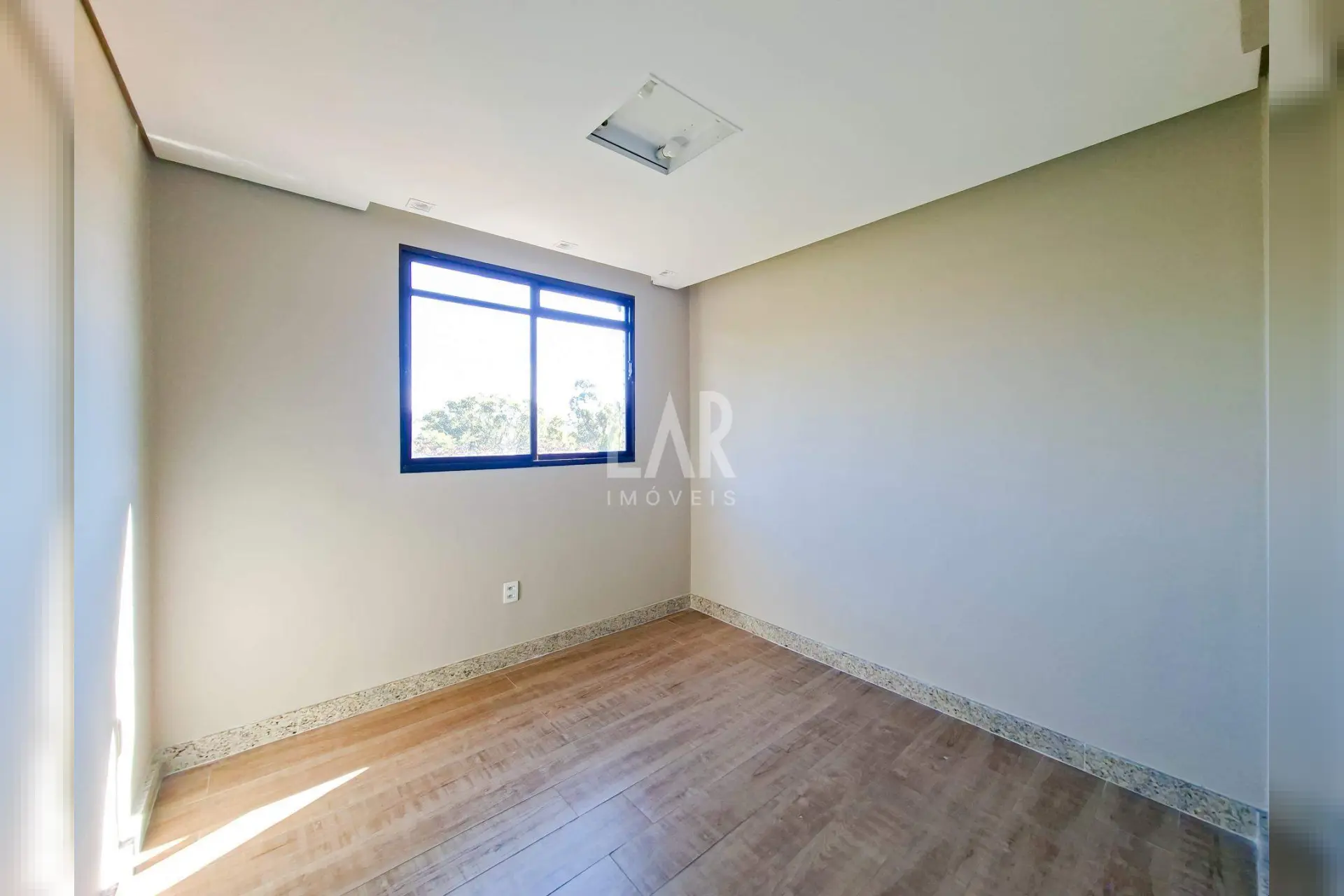 Cobertura de 4 quartos para alugar, Itapoã, Belo Horizonte - MG