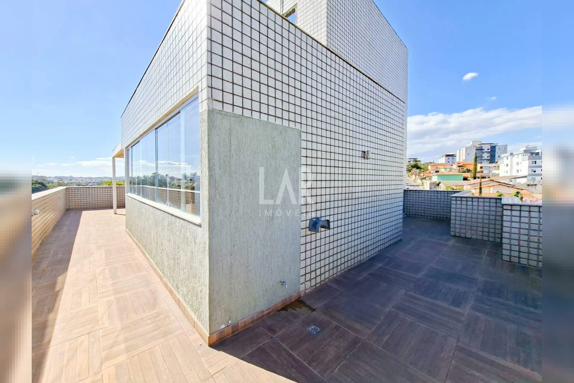 Cobertura de 4 quartos para alugar, Itapoã, Belo Horizonte - MG