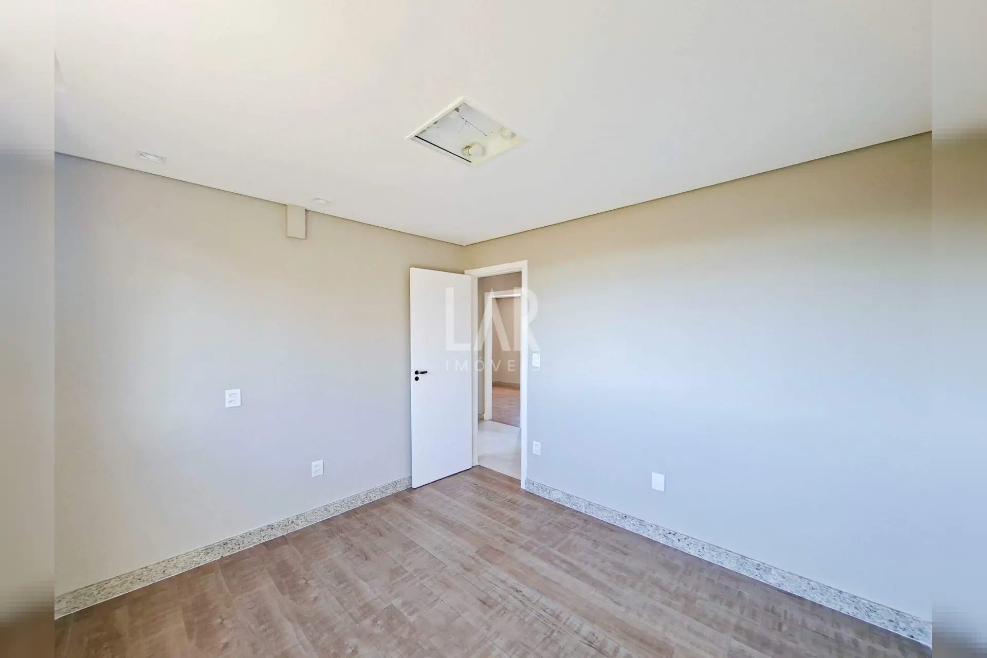 Cobertura de 4 quartos para alugar, Itapoã, Belo Horizonte - MG