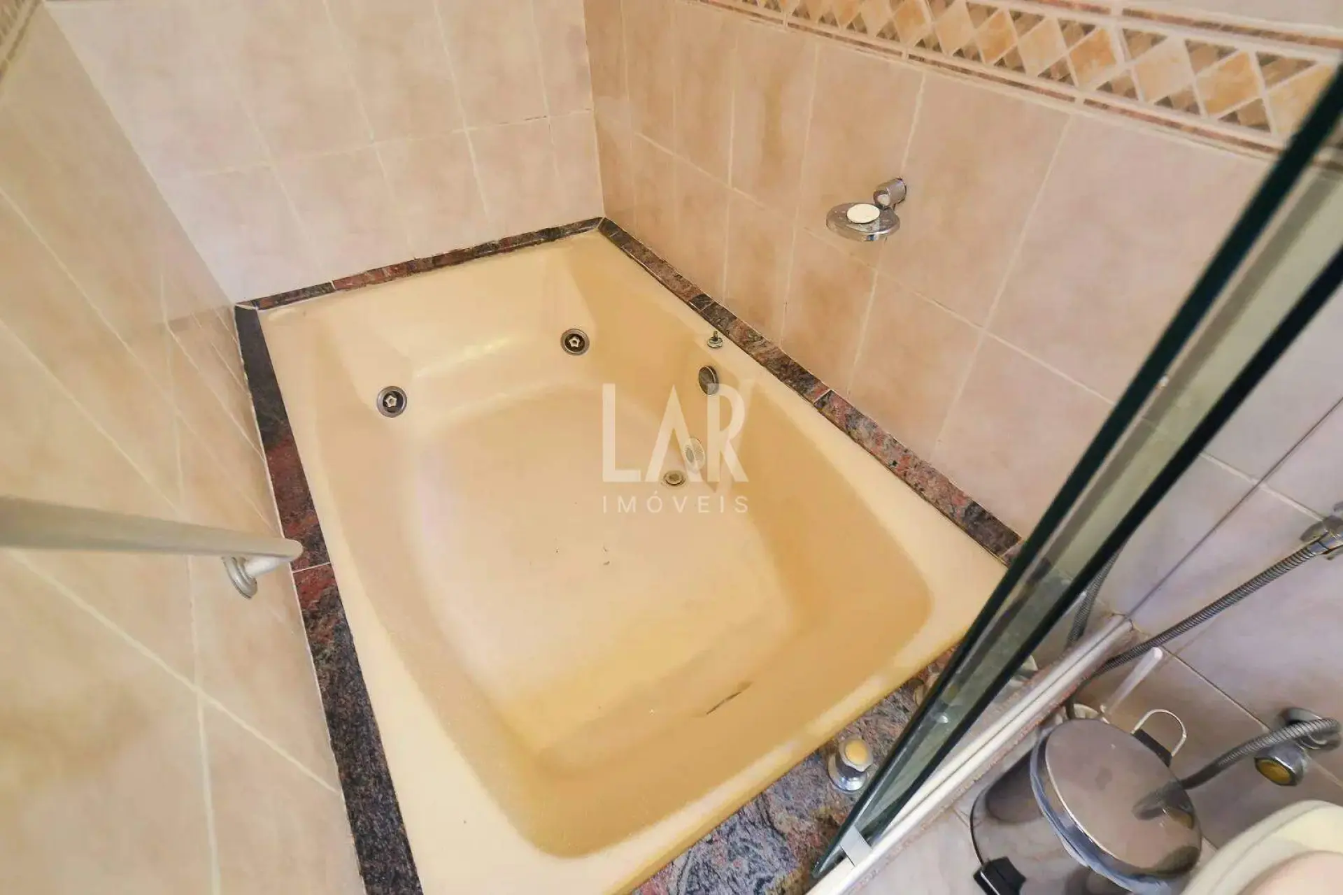 Casa de 5 quartos à venda, Sagrada Família, Belo Horizonte - MG