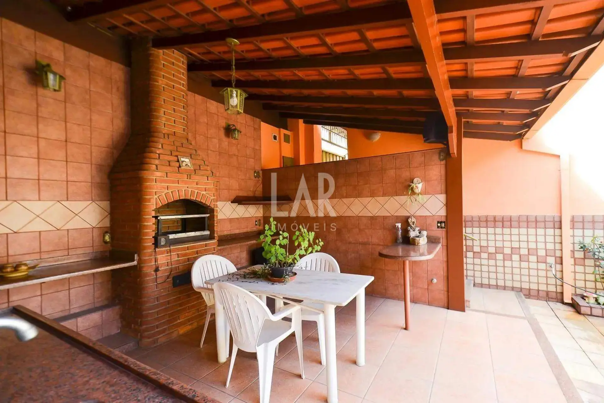 Casa de 5 quartos à venda, Sagrada Família, Belo Horizonte - MG