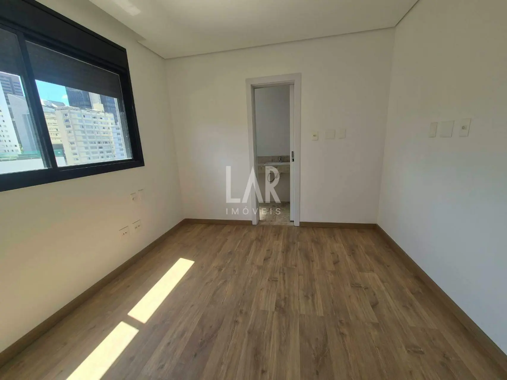 Apartamento de 4 quartos à venda, Lourdes, Belo Horizonte - MG