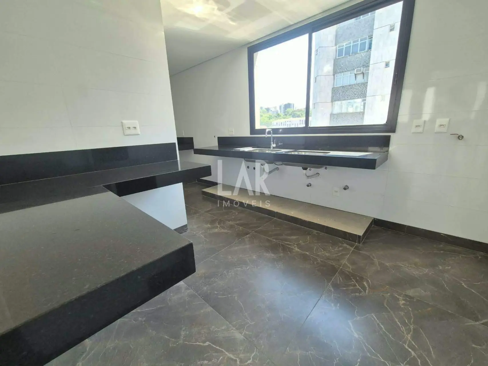 Apartamento de 4 quartos à venda, Lourdes, Belo Horizonte - MG