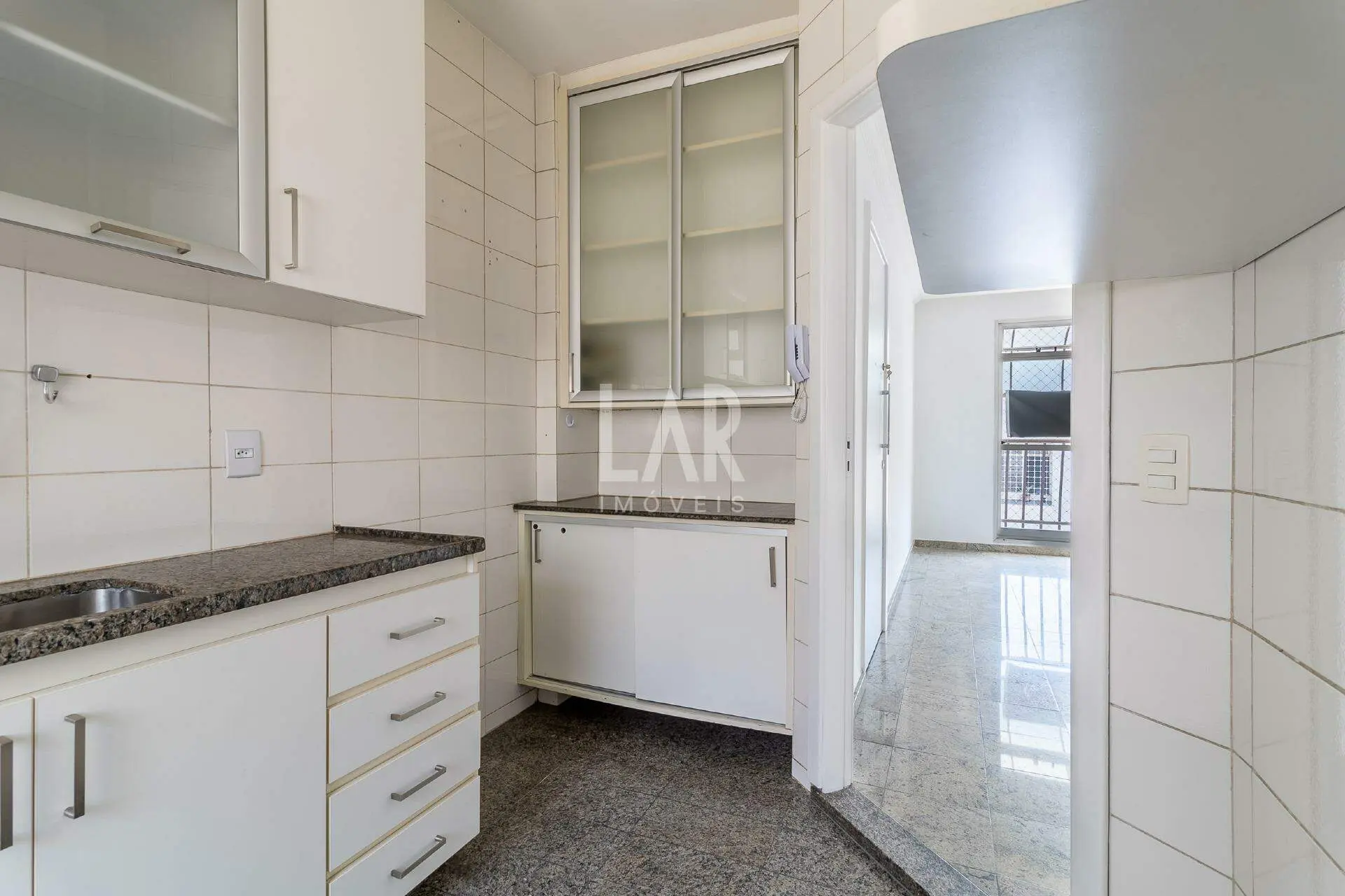 Apartamento de 3 quartos para alugar, Nova Granada, Belo Horizonte - MG
