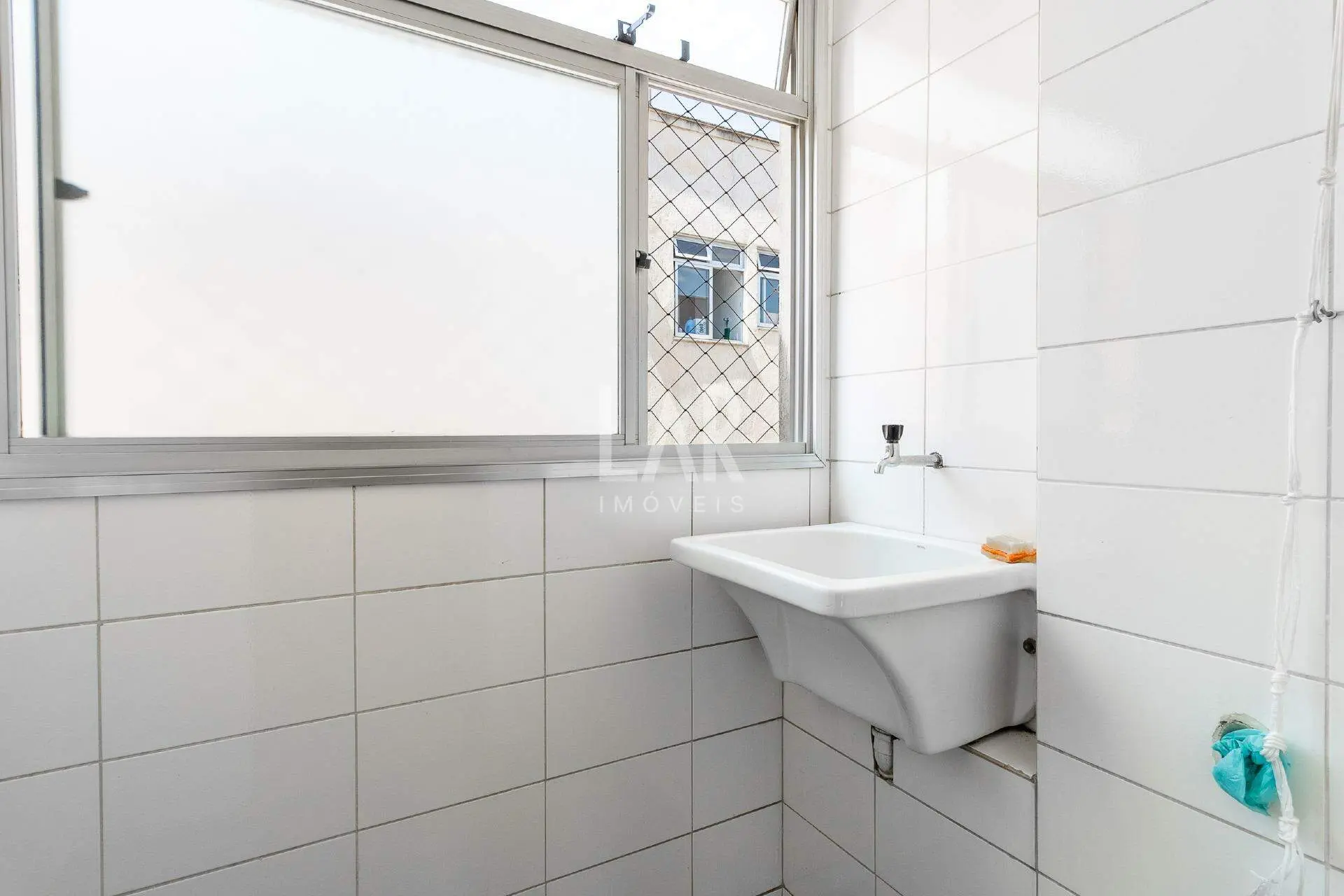 Apartamento de 3 quartos para alugar, Nova Granada, Belo Horizonte - MG
