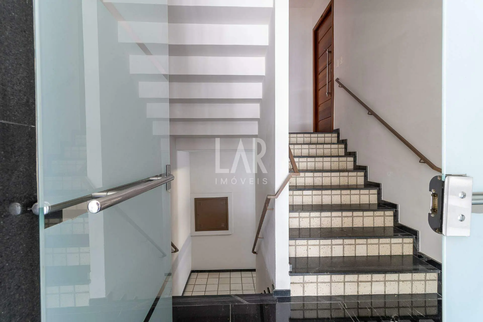 Apartamento de 3 quartos para alugar, Nova Granada, Belo Horizonte - MG