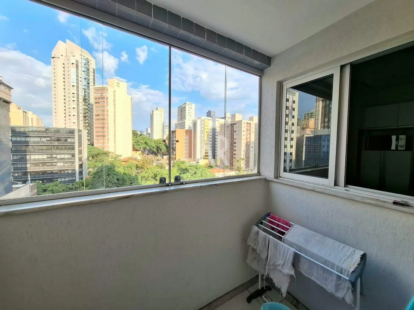 Apartamento de 1 quarto para alugar, Lourdes, Belo Horizonte - MG