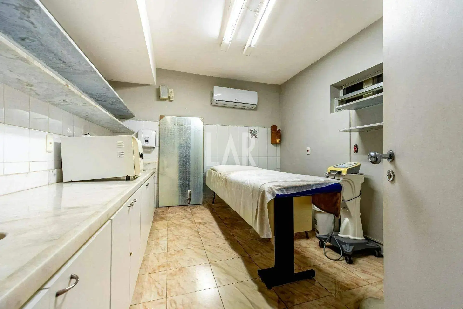 Casa Comercial de 8 quartos à venda, Cruzeiro, Belo Horizonte - MG