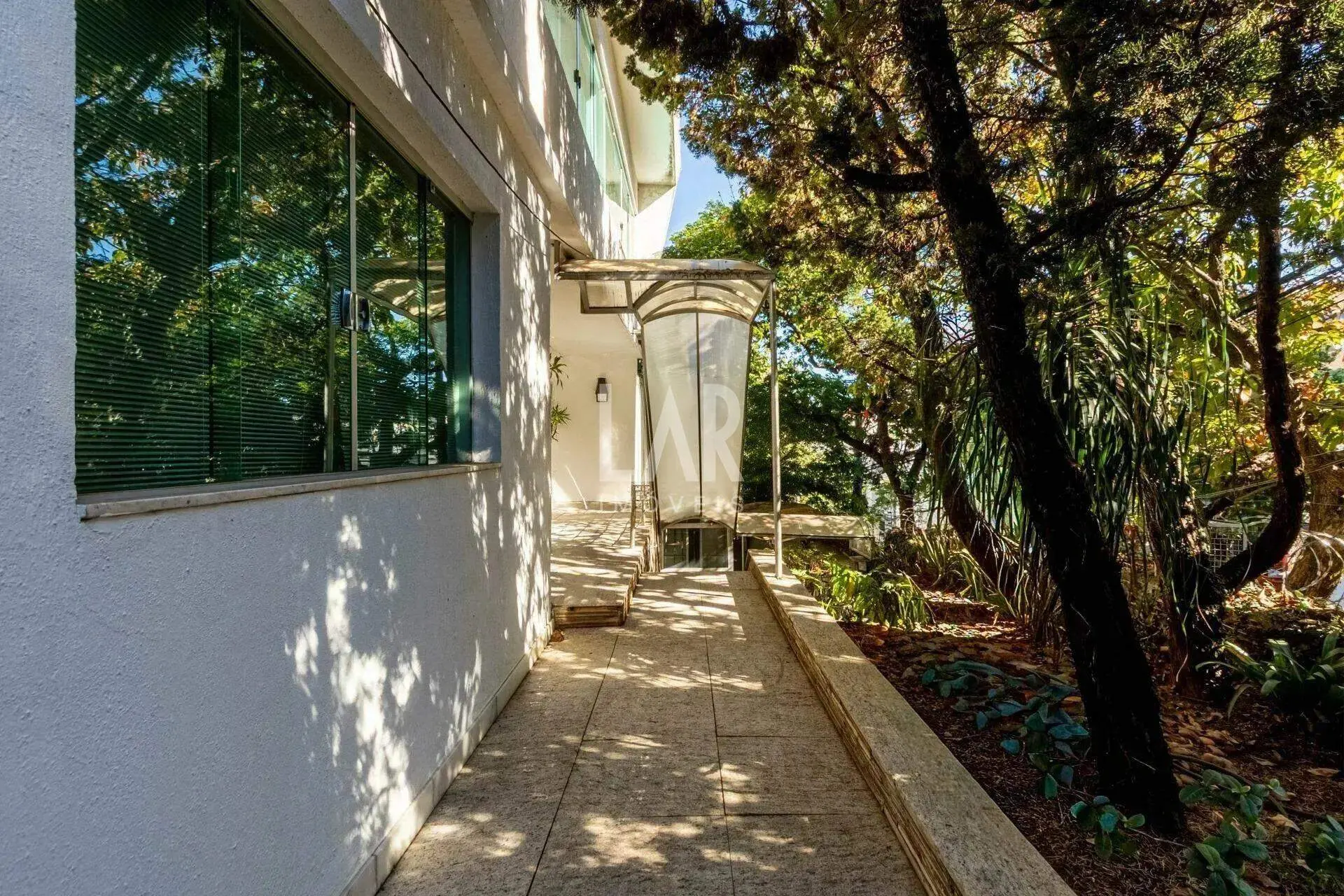 Casa Comercial de 8 quartos à venda, Cruzeiro, Belo Horizonte - MG