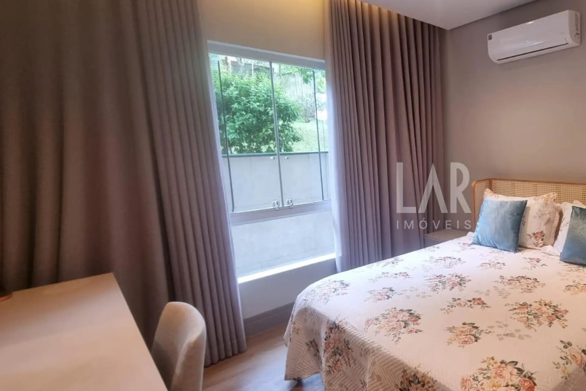 Casa em Condomínio de 4 quartos à venda, Le Cottage, Nova Lima - MG