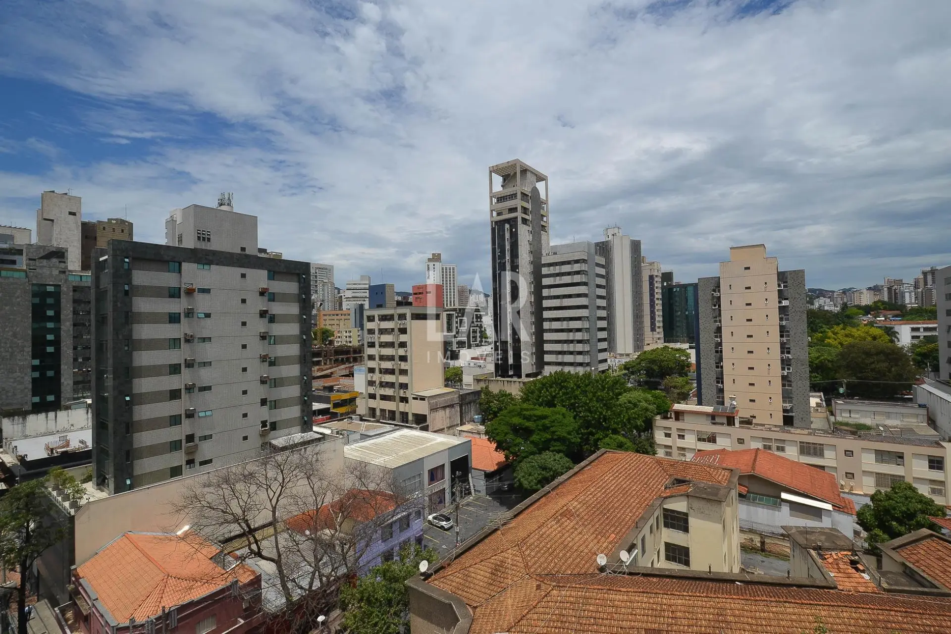 Apartamento de 2 quartos para alugar, Lourdes, Belo Horizonte - MG