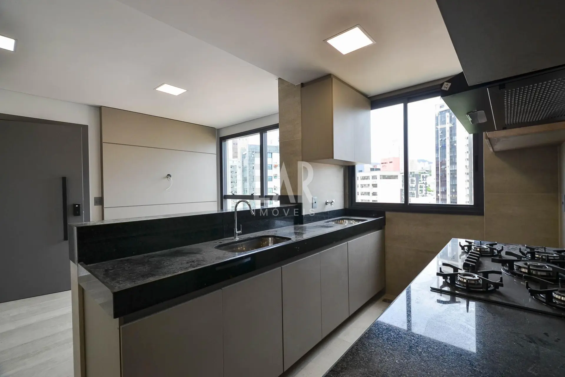 Apartamento de 2 quartos para alugar, Lourdes, Belo Horizonte - MG