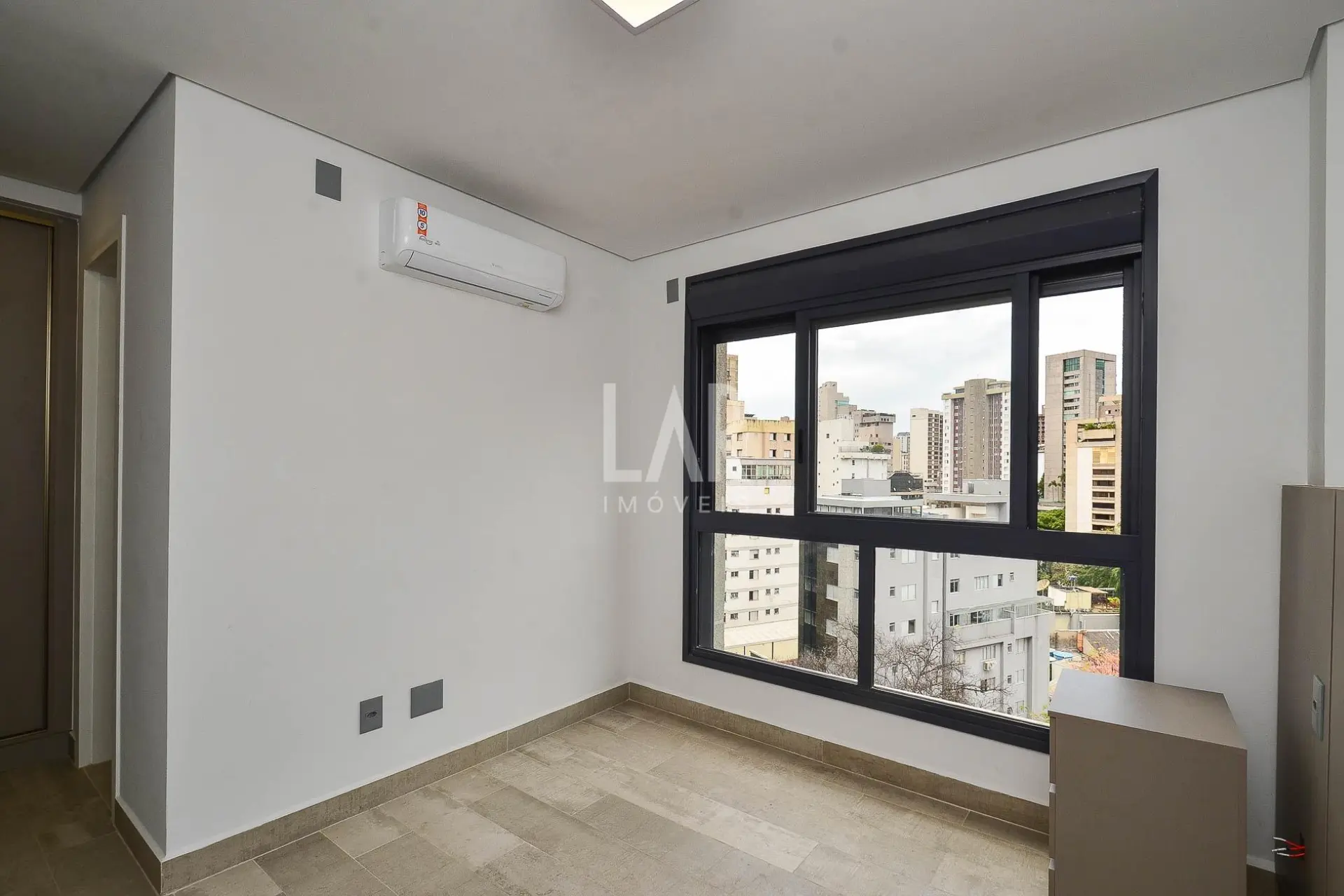 Apartamento de 2 quartos para alugar, Lourdes, Belo Horizonte - MG