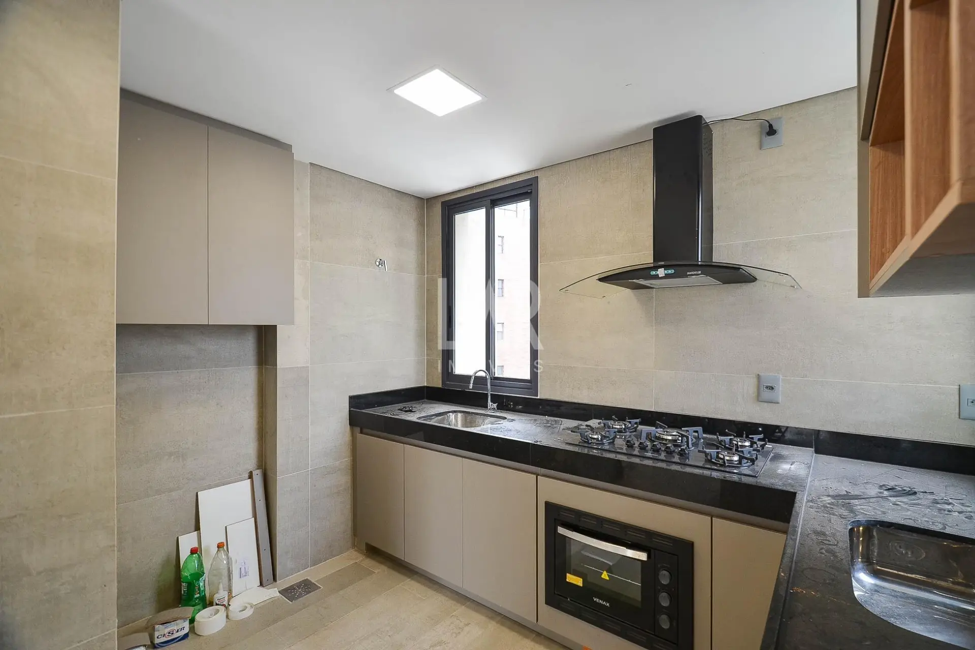 Apartamento de 2 quartos para alugar, Lourdes, Belo Horizonte - MG