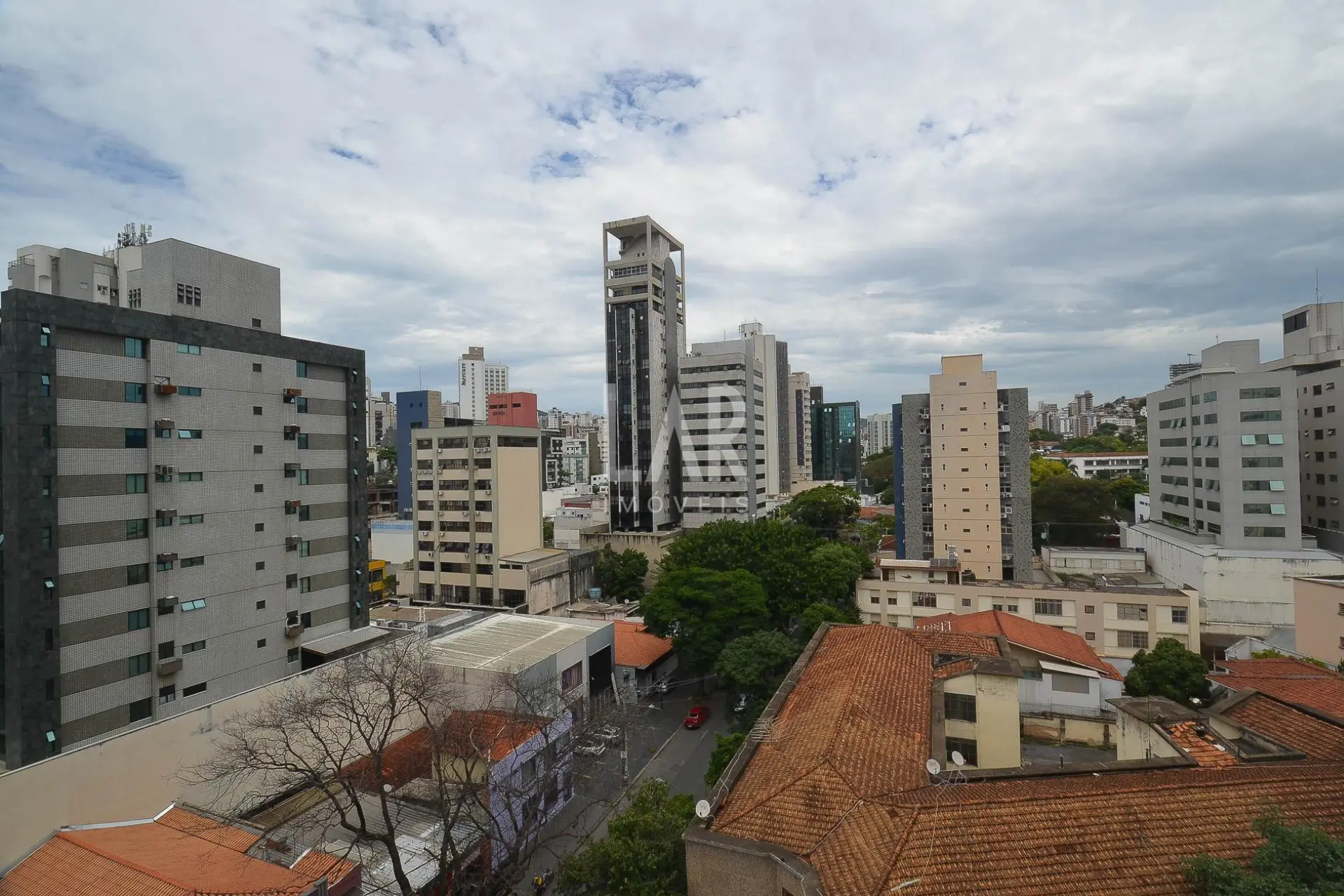 Apartamento de 2 quartos para alugar, Lourdes, Belo Horizonte - MG