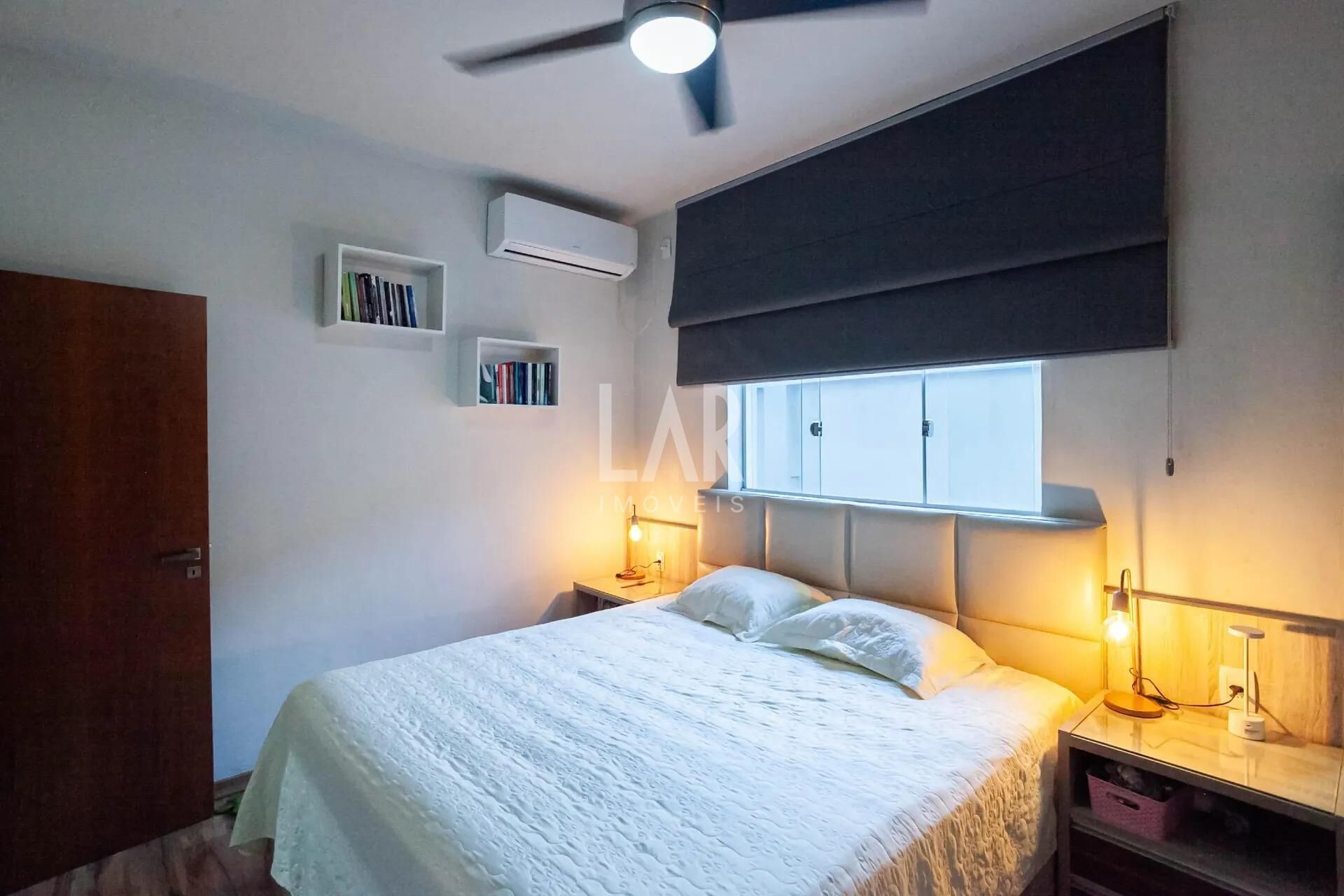 Casa de 4 quartos à venda, Sagrada Família, Belo Horizonte - MG