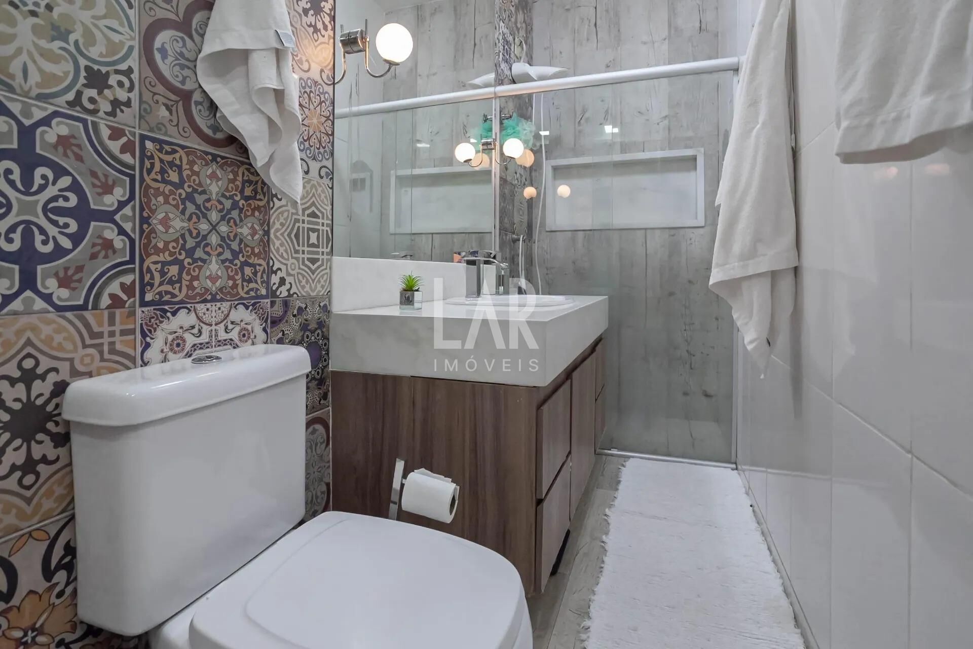 Casa de 4 quartos à venda, Sagrada Família, Belo Horizonte - MG