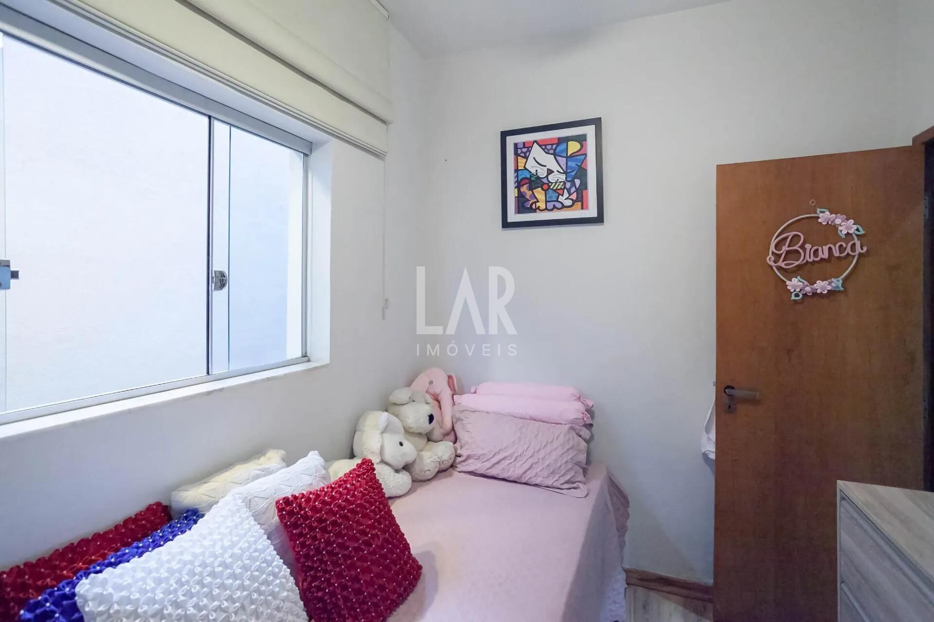Casa de 4 quartos à venda, Sagrada Família, Belo Horizonte - MG