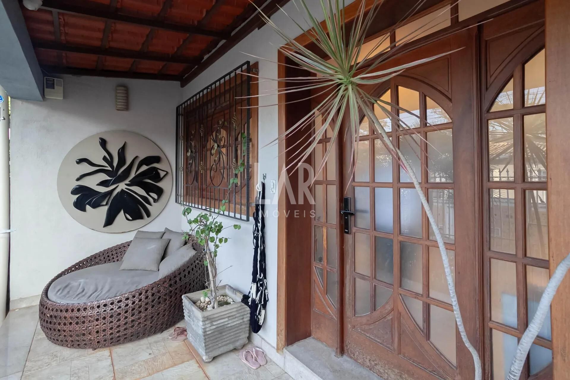 Casa de 4 quartos à venda, Sagrada Família, Belo Horizonte - MG