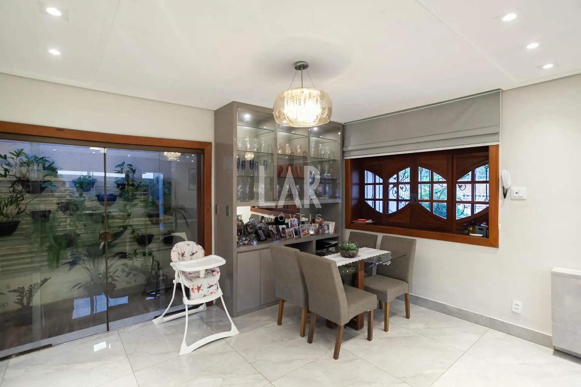 Casa de 4 quartos à venda, Sagrada Família, Belo Horizonte - MG