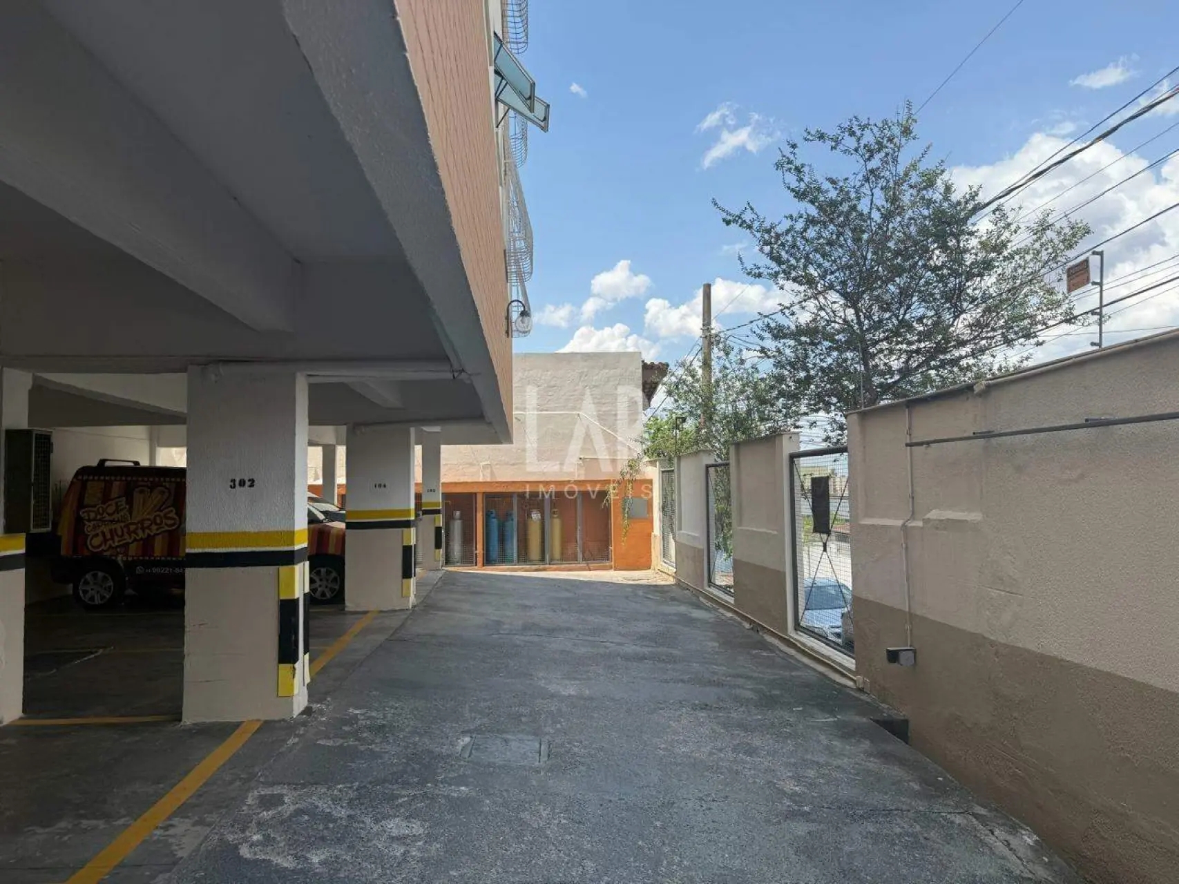 Apartamento de 3 quartos à venda, João Pinheiro, Belo Horizonte - MG