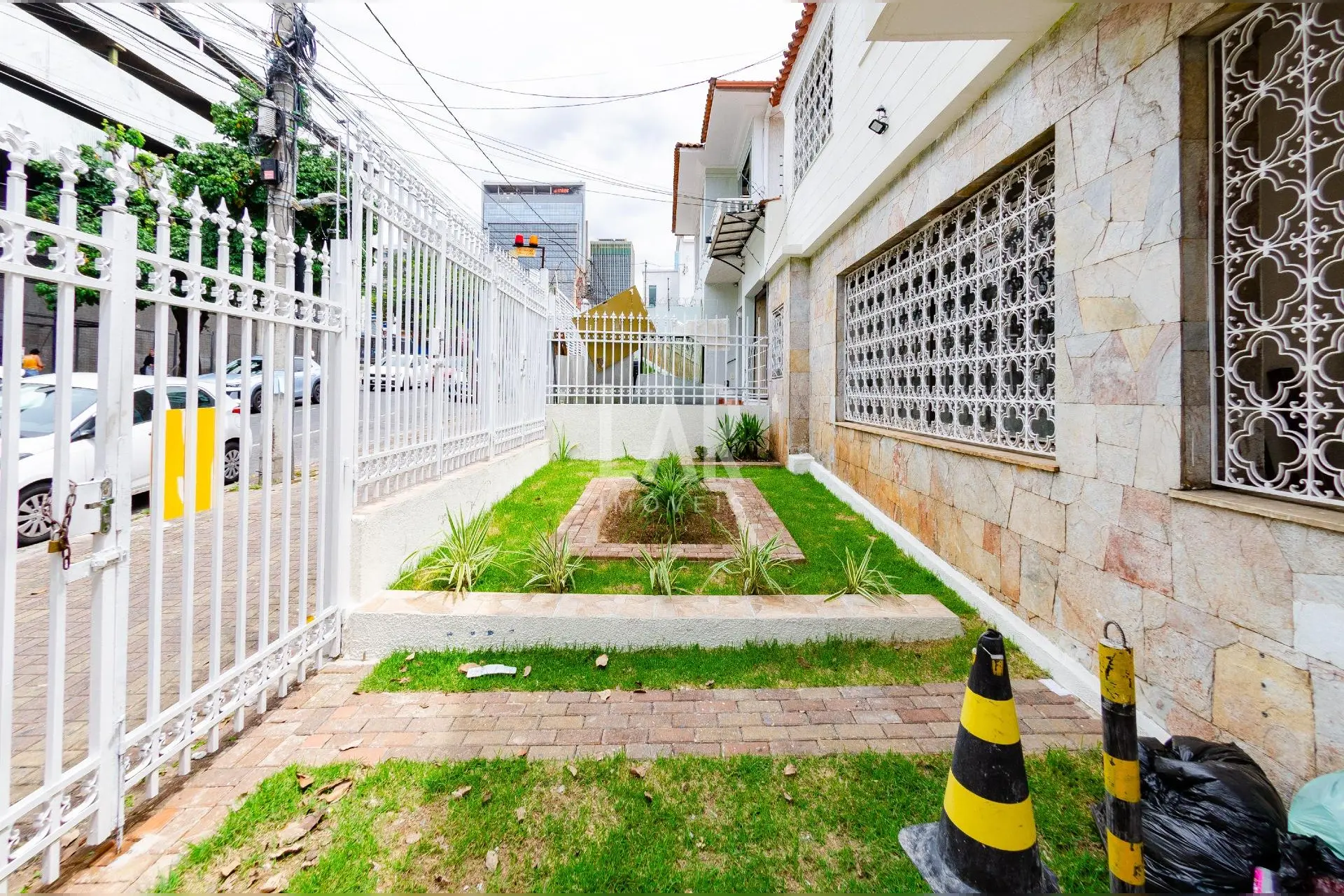 Casa Comercial para alugar, Barro Preto, Belo Horizonte - MG