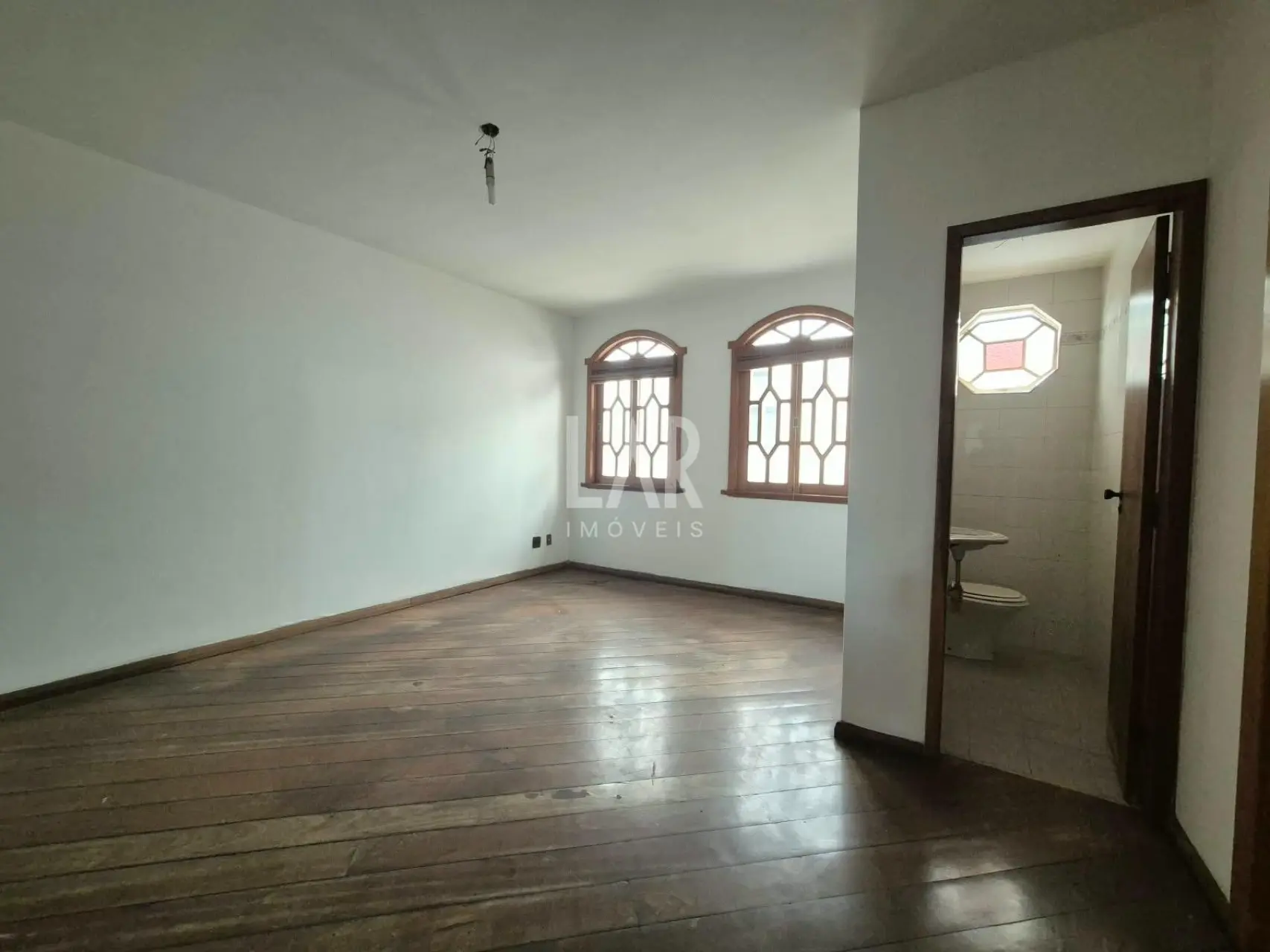 Casa de 6 quartos à venda, São Bento, Belo Horizonte - MG