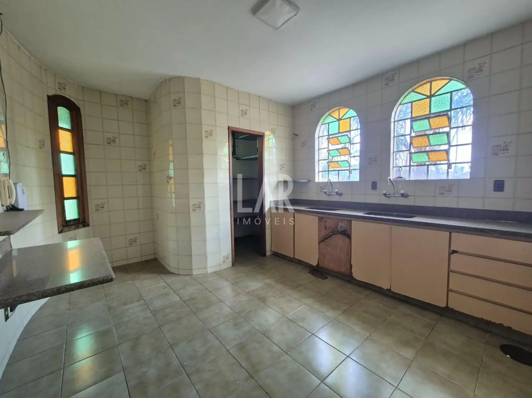 Casa de 6 quartos à venda, São Bento, Belo Horizonte - MG