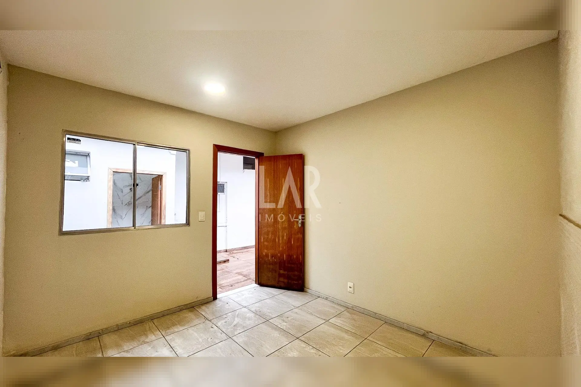 Casa Comercial de 4 quartos para alugar, Santa Efigênia, Belo Horizonte - MG