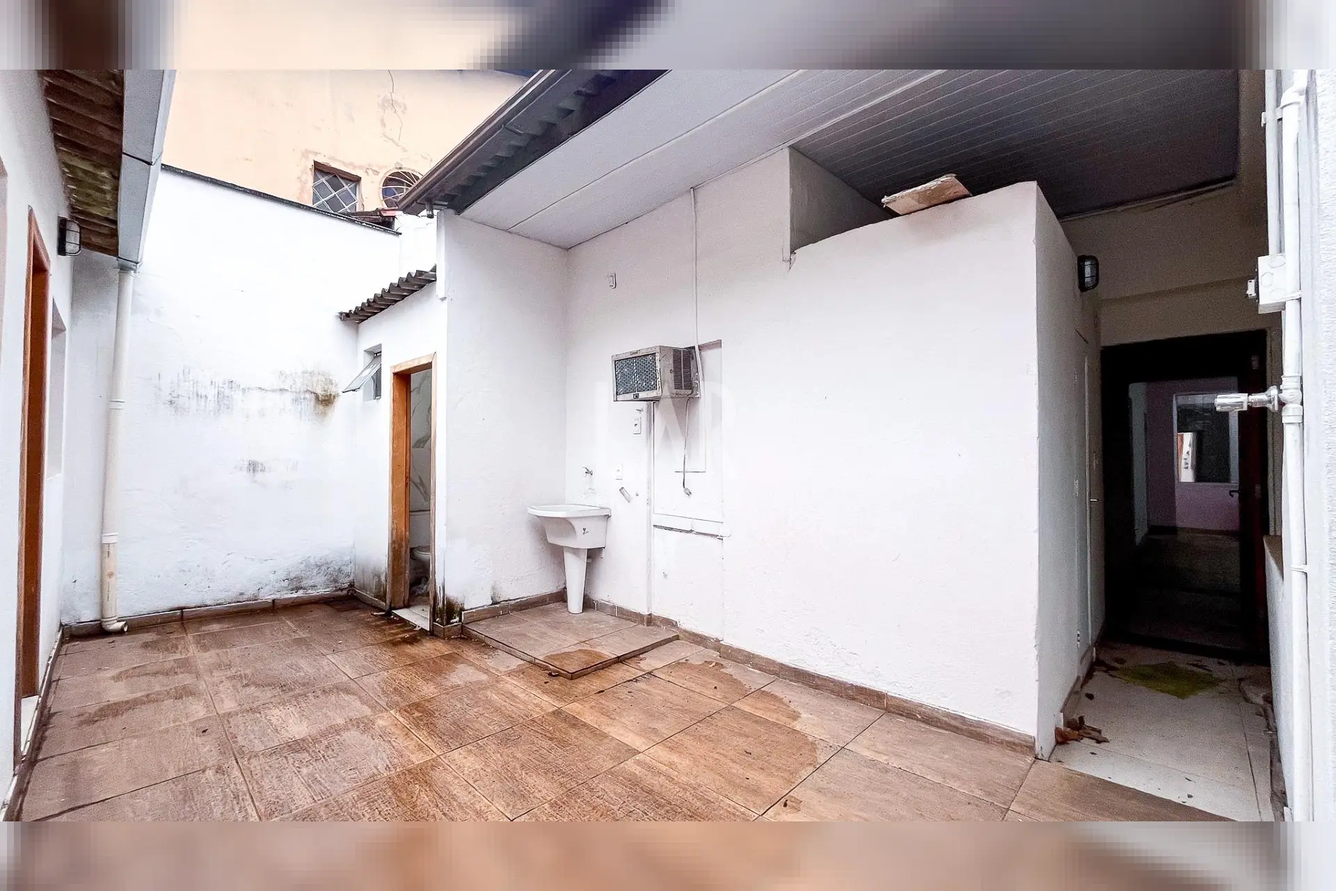 Casa Comercial de 4 quartos para alugar, Santa Efigênia, Belo Horizonte - MG